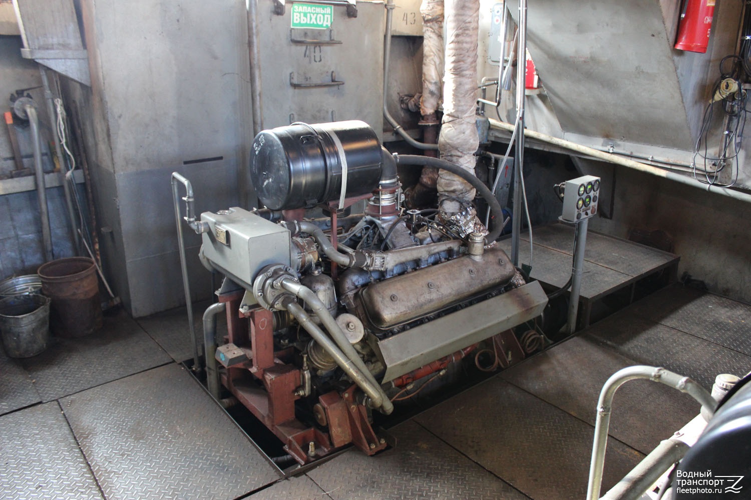 ОМ-142. Engine Rooms