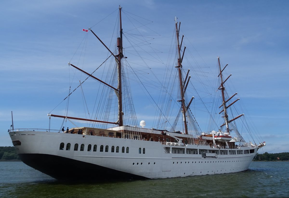 Sea Cloud II