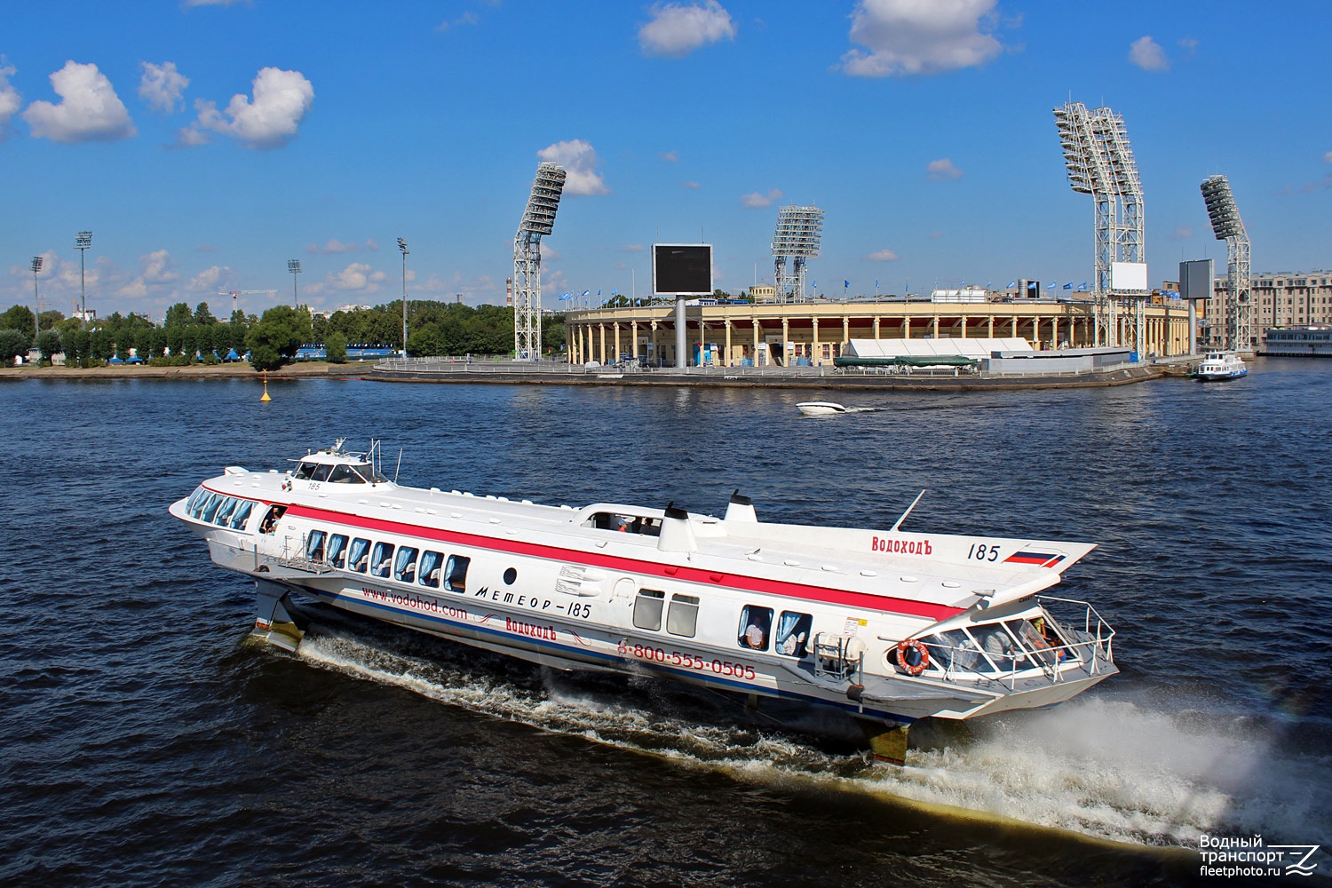 ракета по москве реке