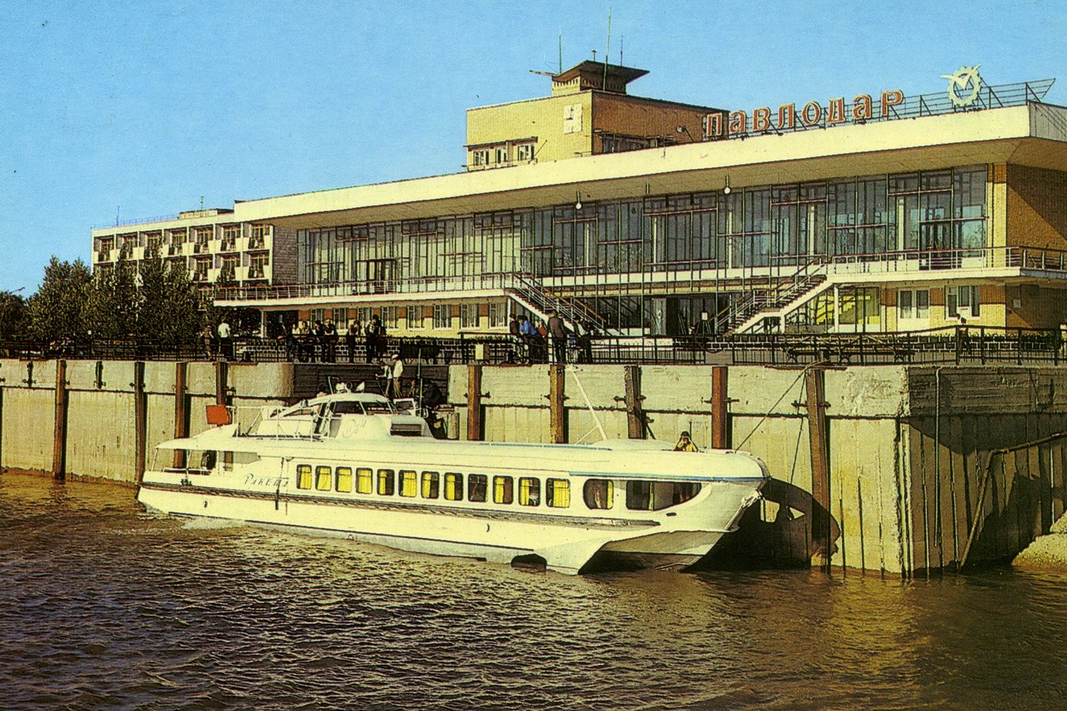 речной вокзал на вокзал