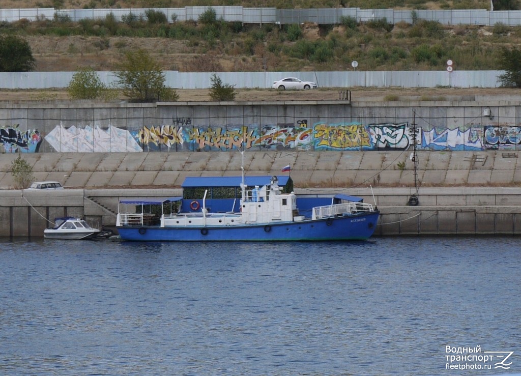 Николай Кузнецов