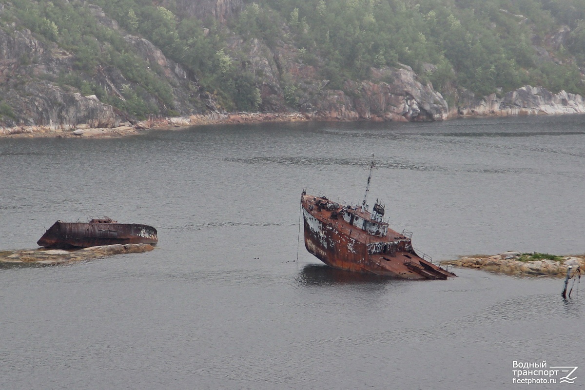 ТНТ-8. Неопознанные суда