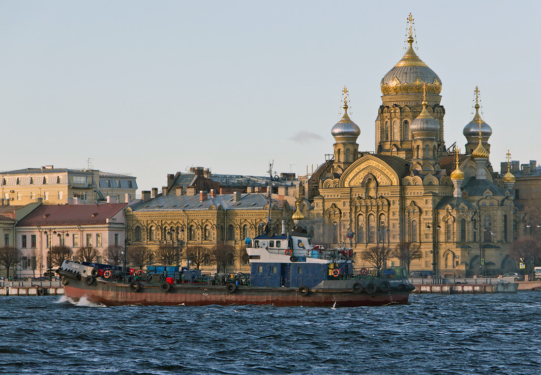 Васильевский остров большой храм