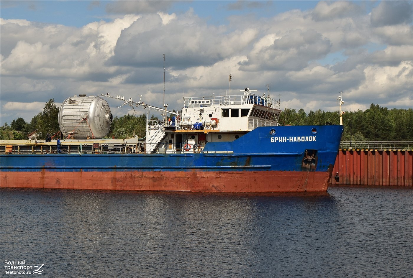 Брин-Наволок. Vessel superstructures