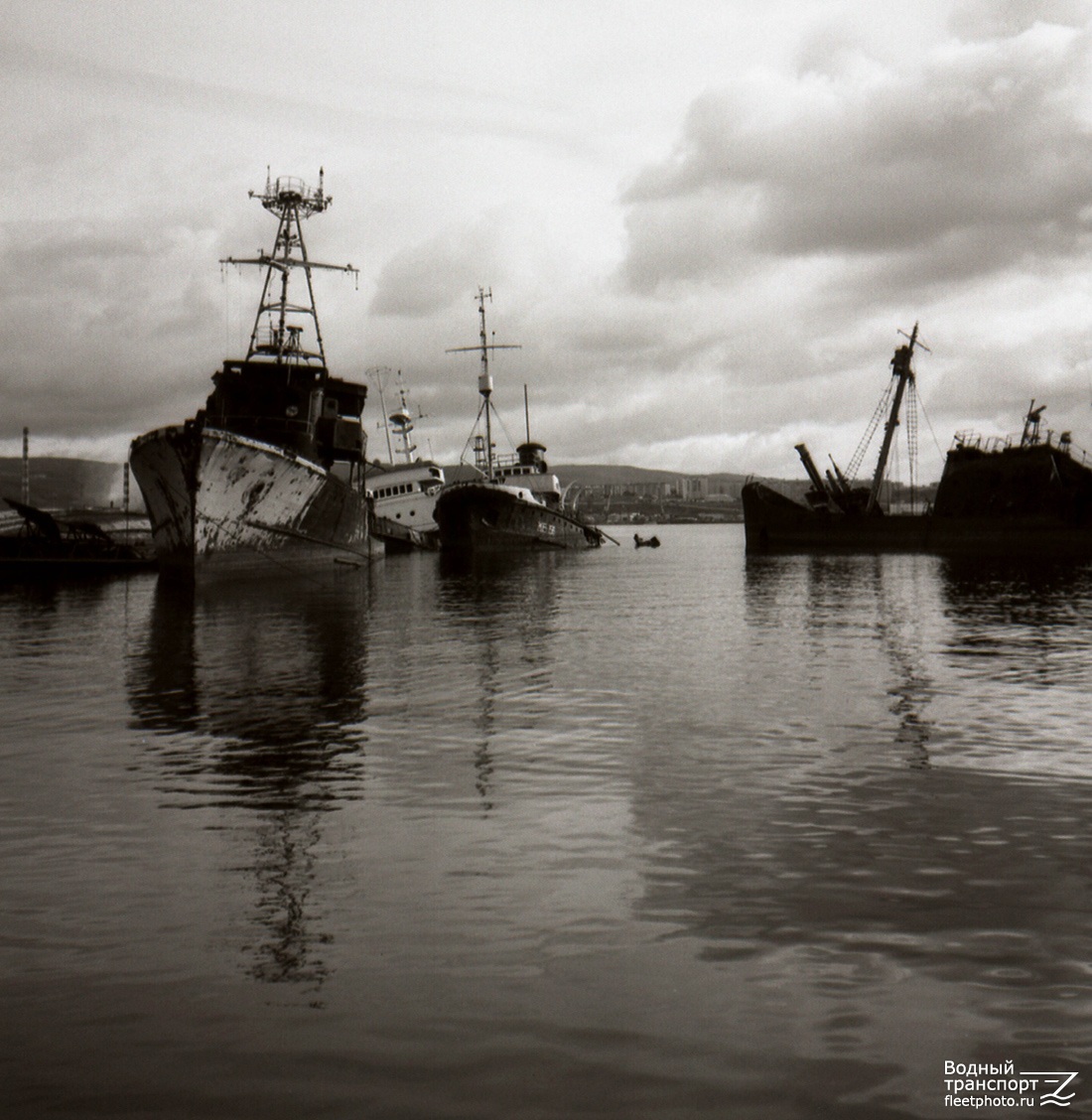 МБ-156. Unidentified ships