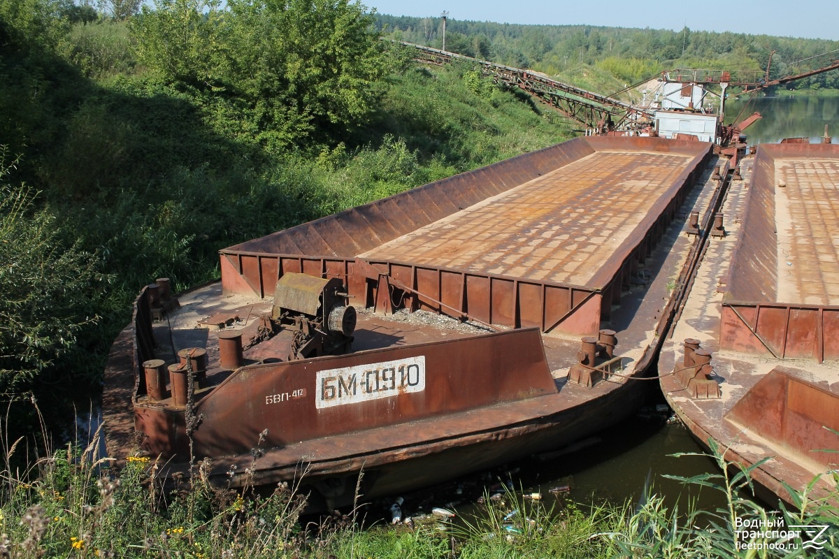 Баржа бу. Речная баржа. Вес баржи к 24.