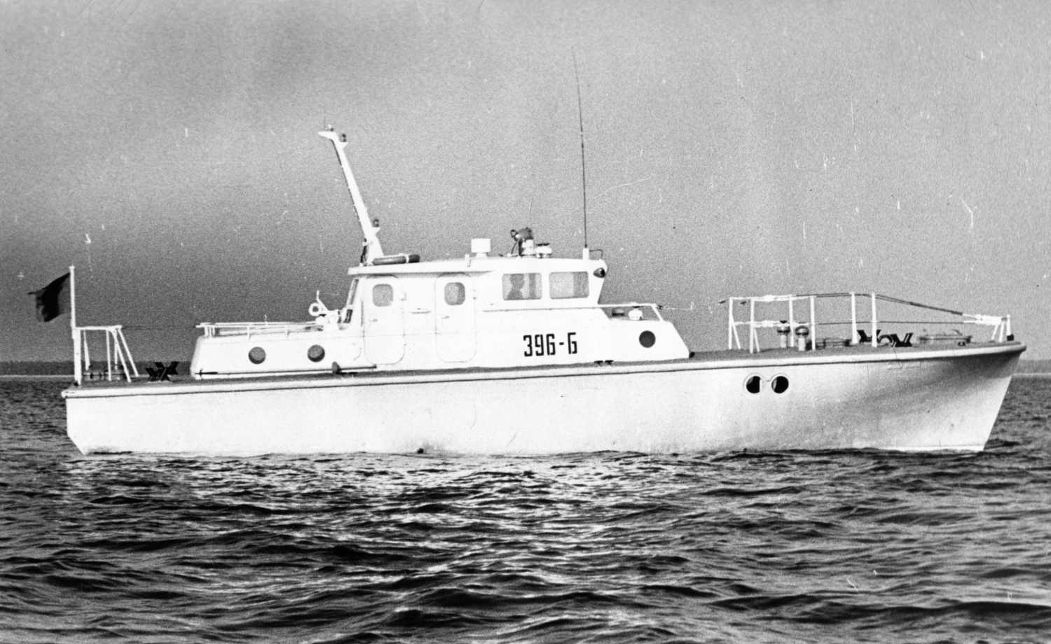 Смк-75 - катер разведывательный десантный. Теплоход рм-376 ярославец. Бтщ т-415 утс 255. Рейдовый разъездной катер «рк-121-1». Рб 296 буксир.