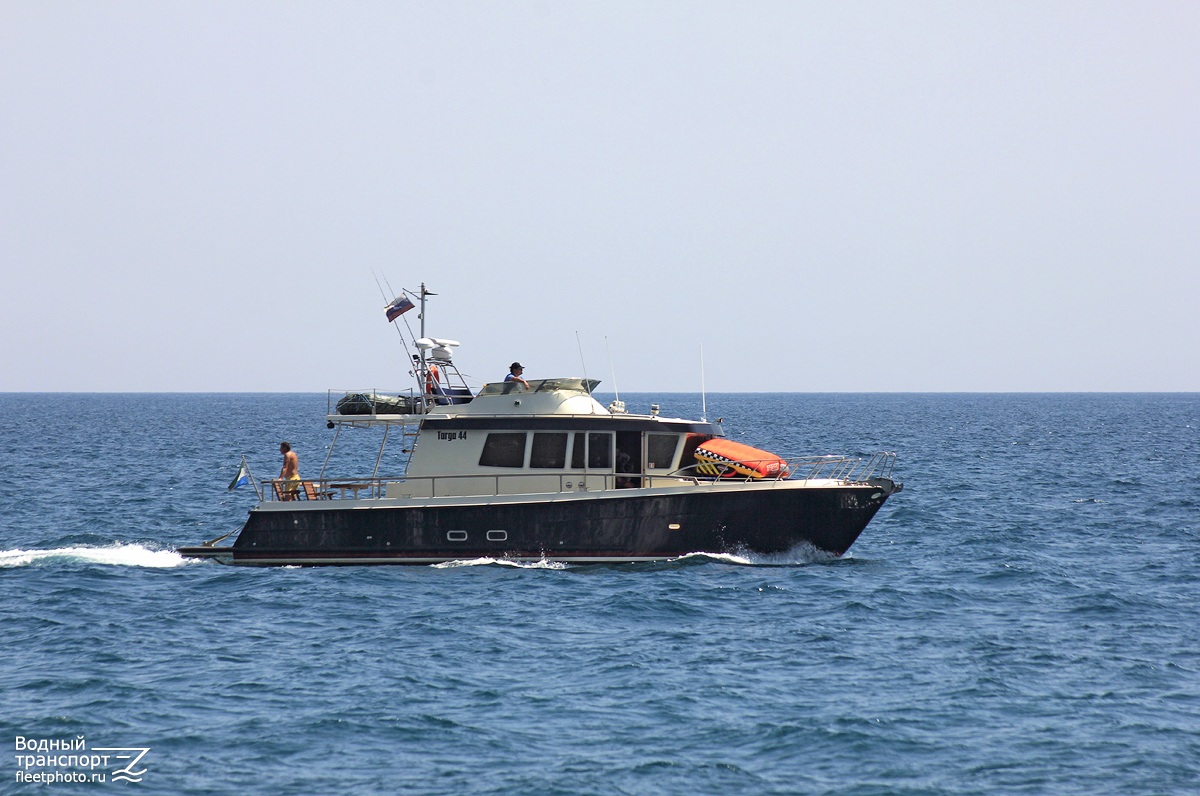 Неопознанное судно - тип Targa 44