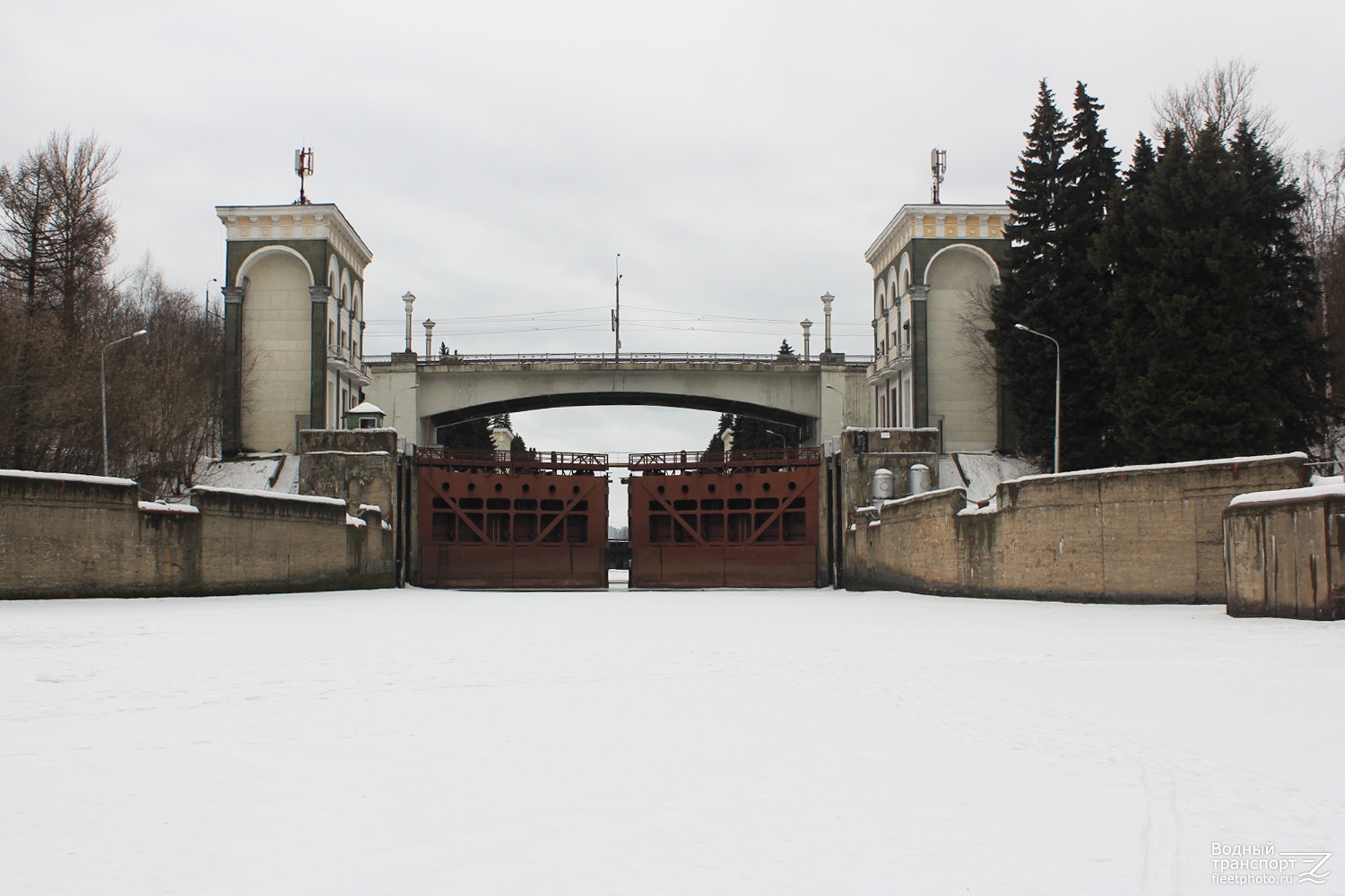 Карамышевский гидроузел (шлюз № 9 КиМ)