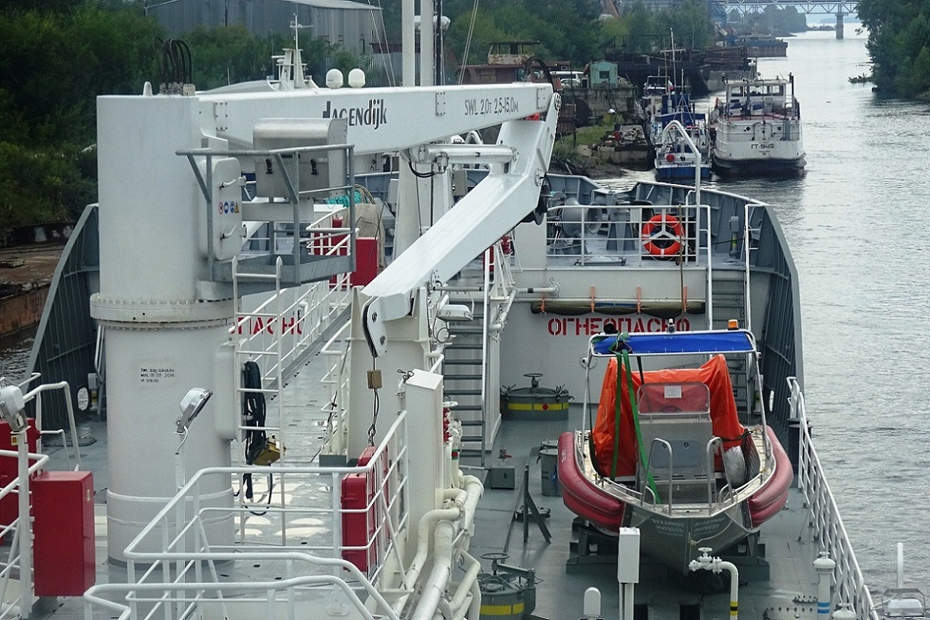 Владимир Матвеев. View from wheelhouses and bridge wings, Шлюпки и катера