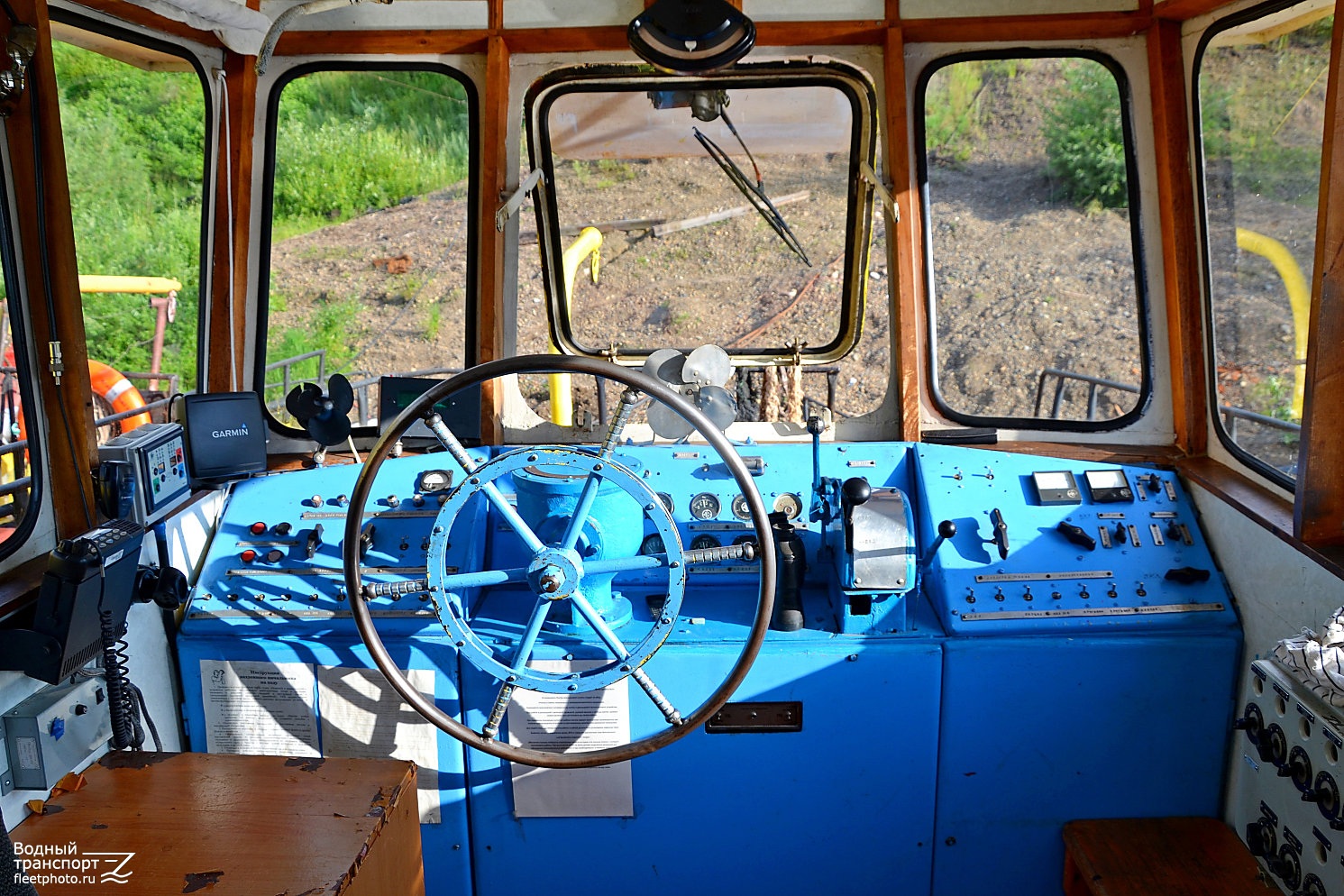 Казарка. Wheelhouses, Control panels