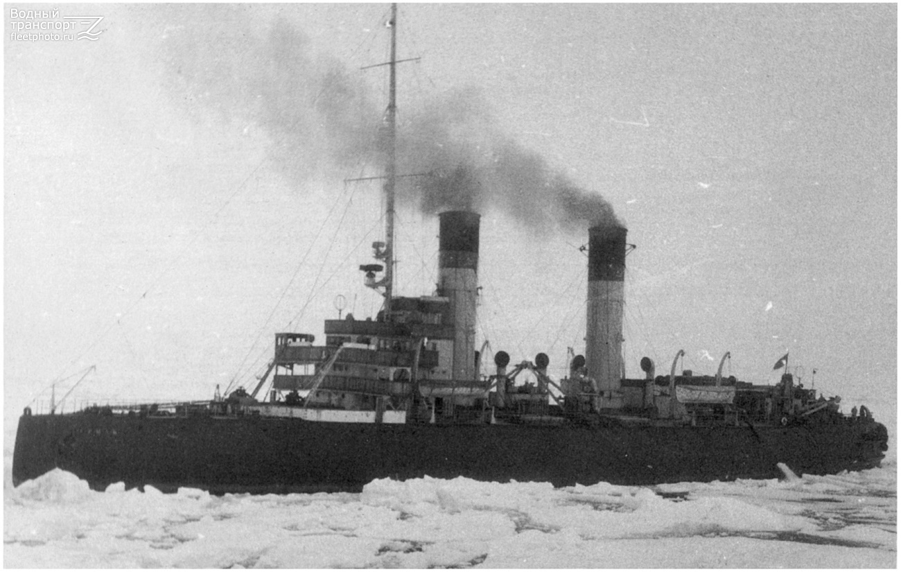 Ледокол ленин 1957. Первый в мире атомный ледокол. Как назывался 1 в мире ледокол. Атомный ледокол ленин 1959. Ледокол арктика характеристики для первого класса.