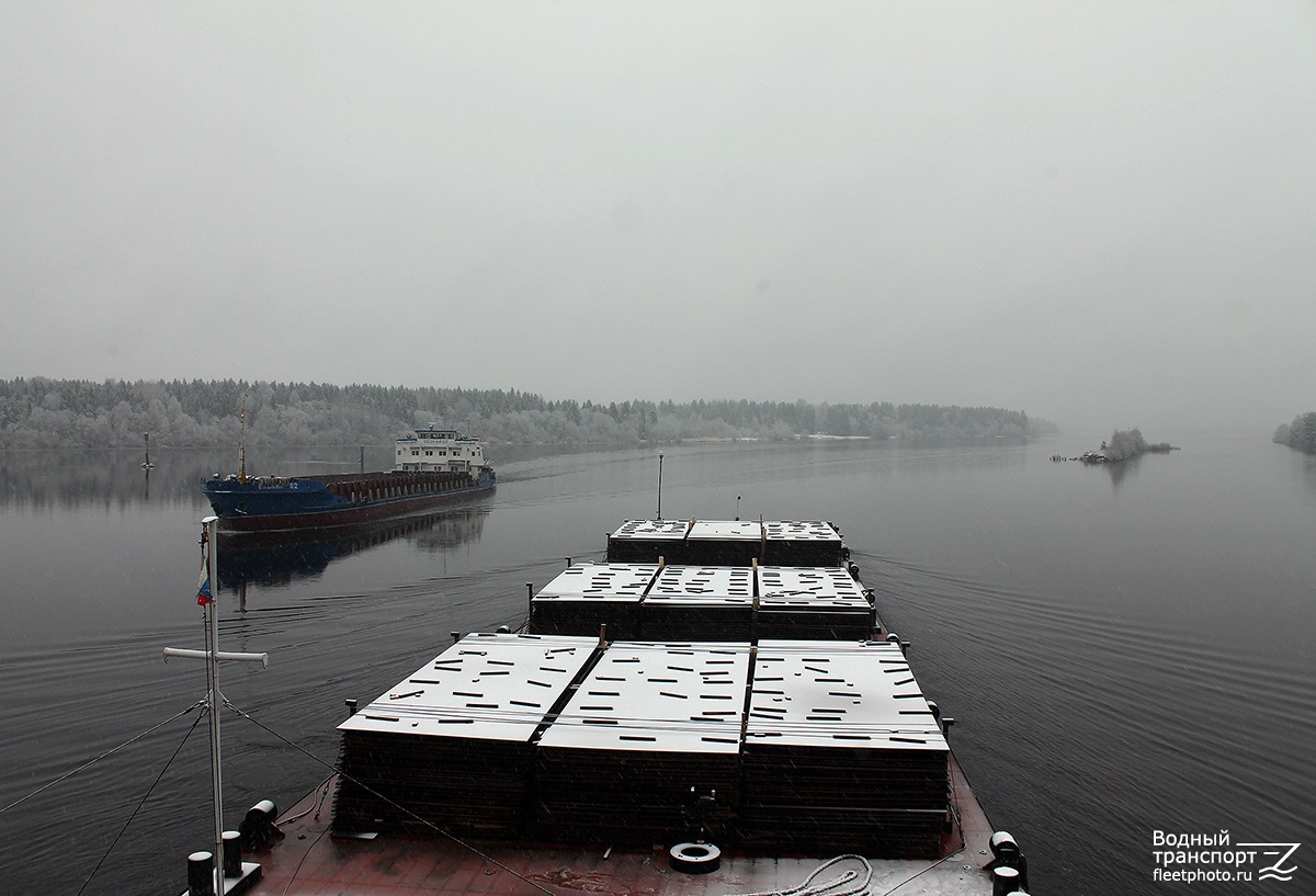 Сильвер-3001. View from wheelhouses and bridge wings