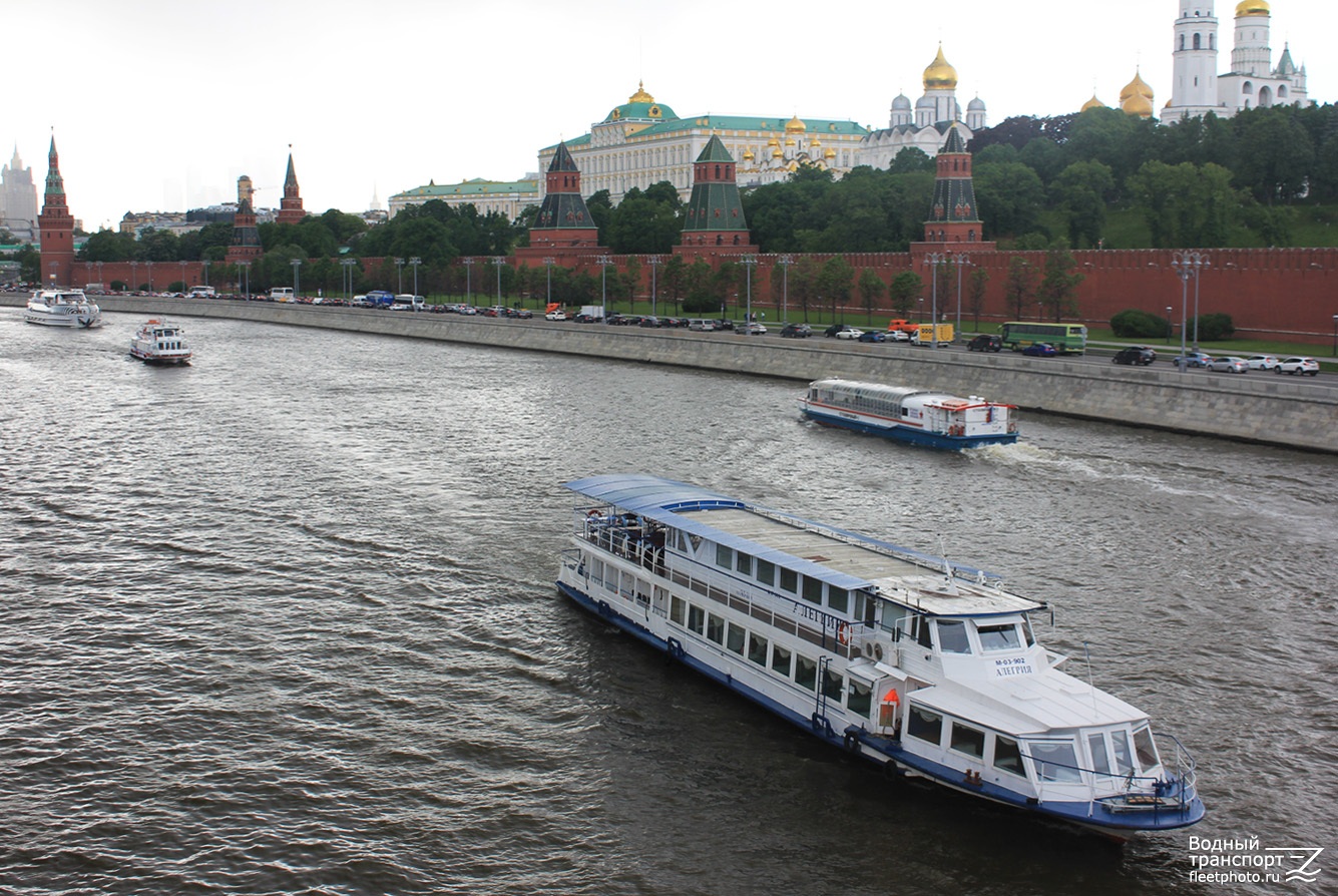 Москва река теплоход Морис