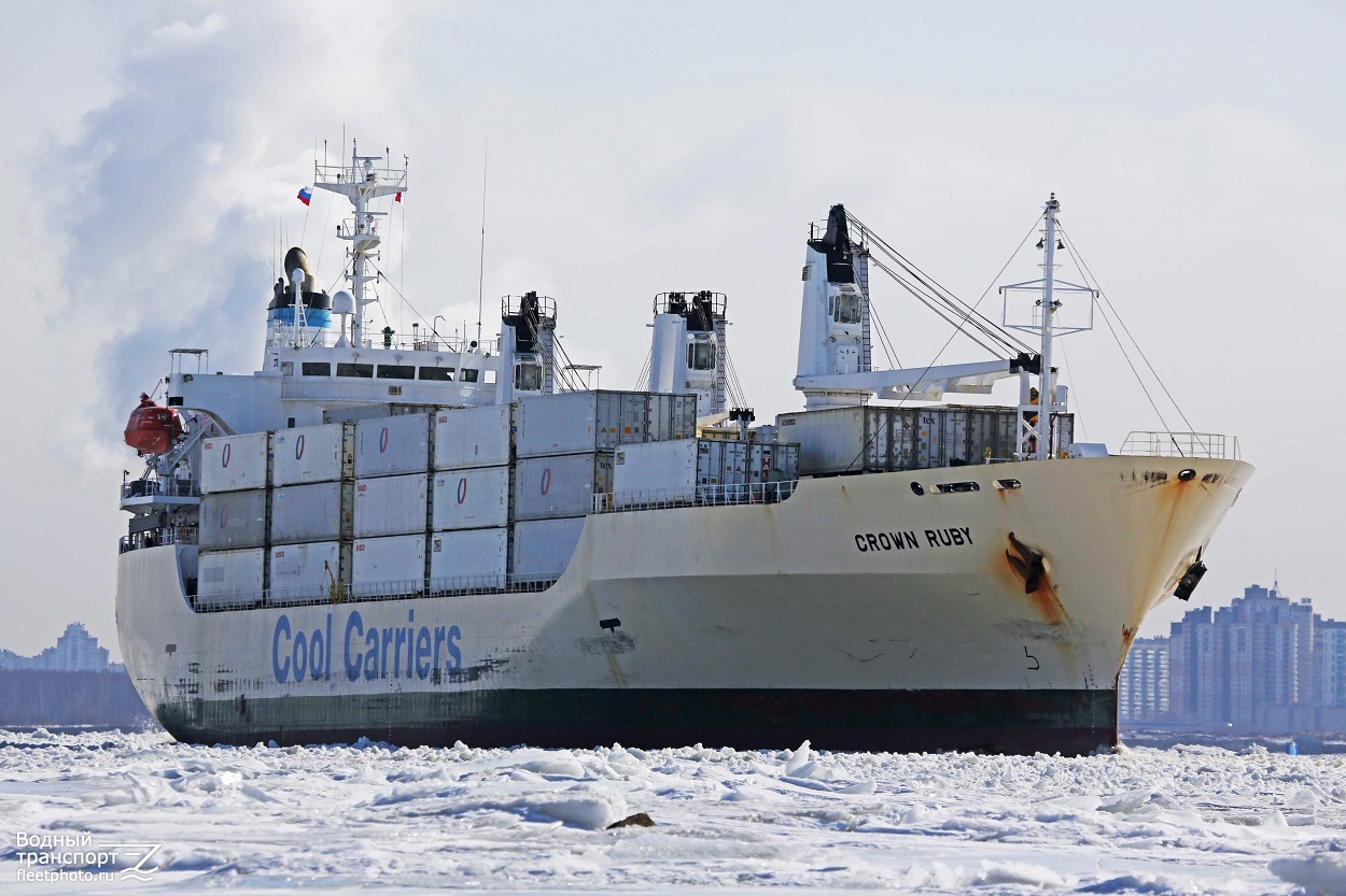 Crown Ruby — Фото — Водный транспорт