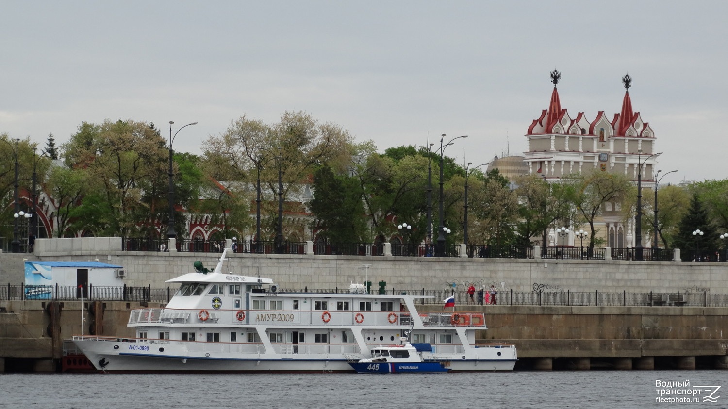 Прогулки на теплоходе благовещенск. Теплоход Амур Благовещенск. Теплоход Амур 2010. Теплоход Амур 2010 Благовещенск. Теплоход Амур 2008.