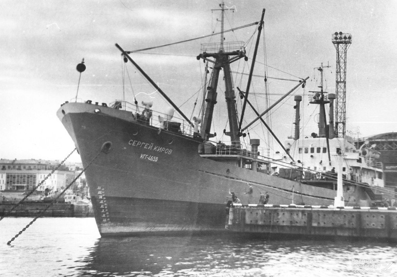 Сергей Киров — Фото — Водный транспорт