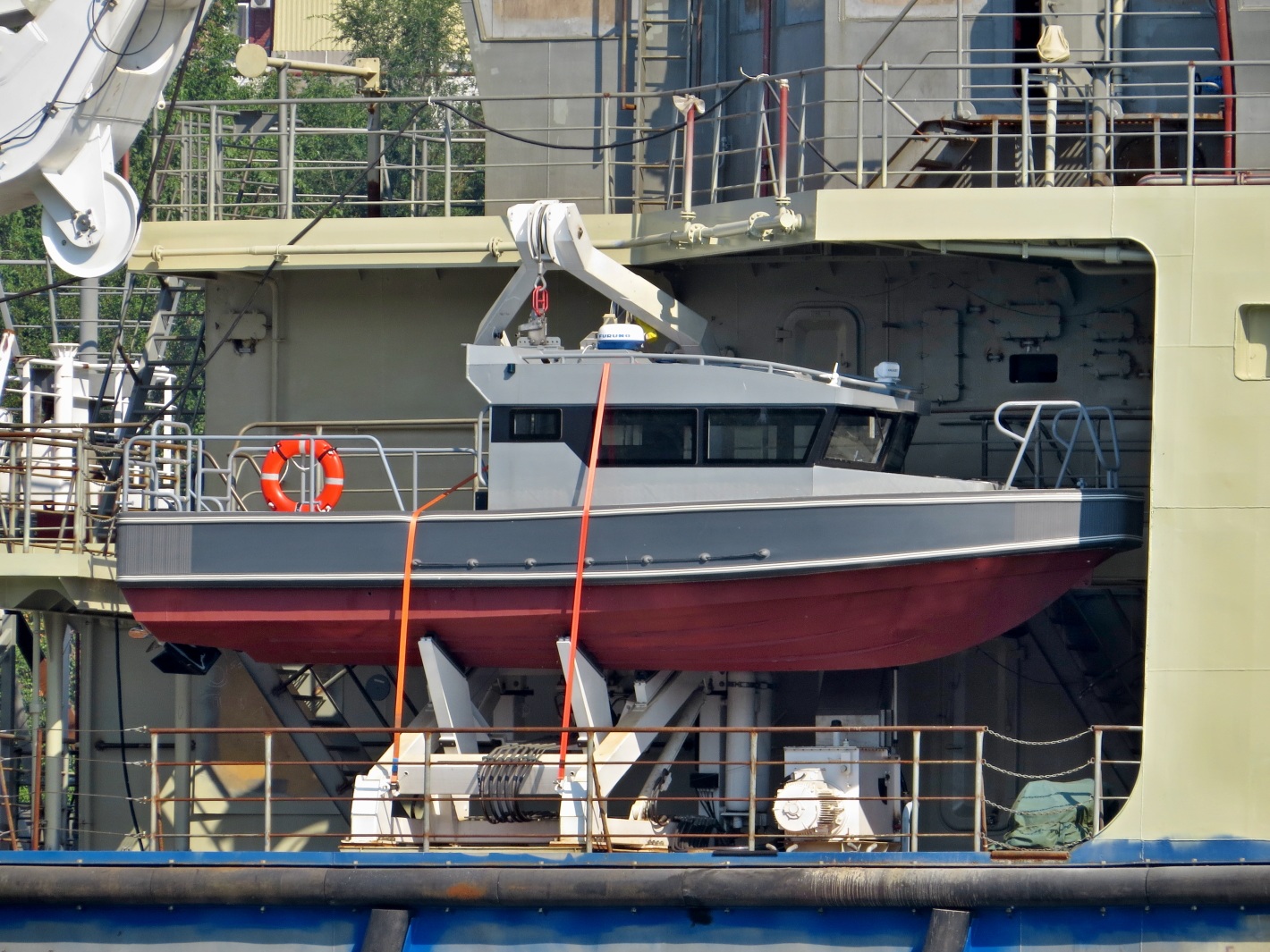 Сергей Балк, Неопознанное судно - БЛ-820 (исп. 2). Lifeboats