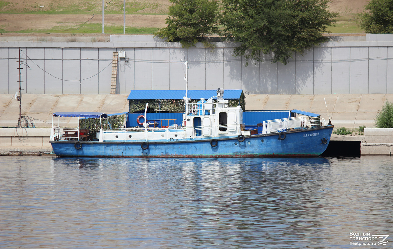 Николай Кузнецов