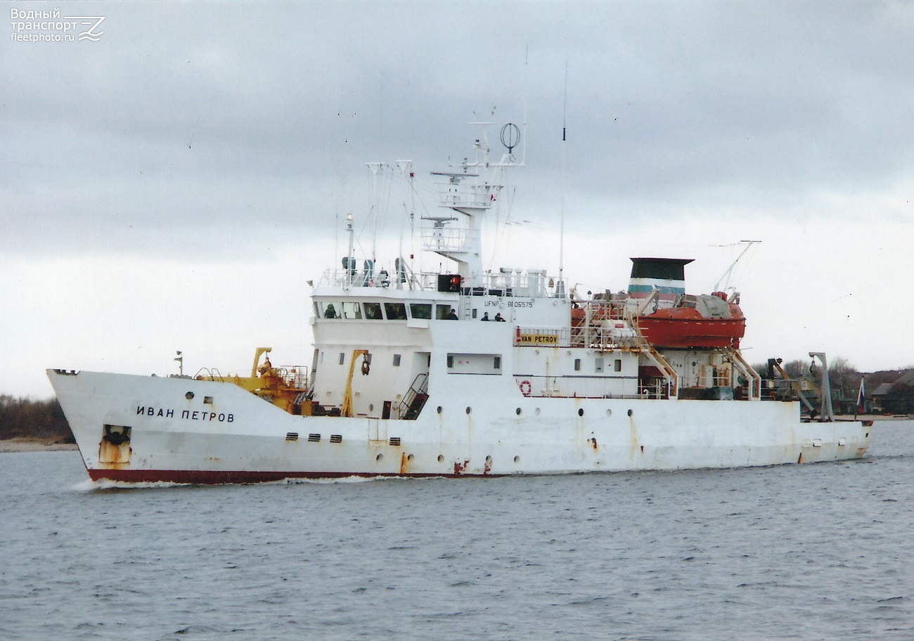 Иван Петров — Фото — Водный транспорт