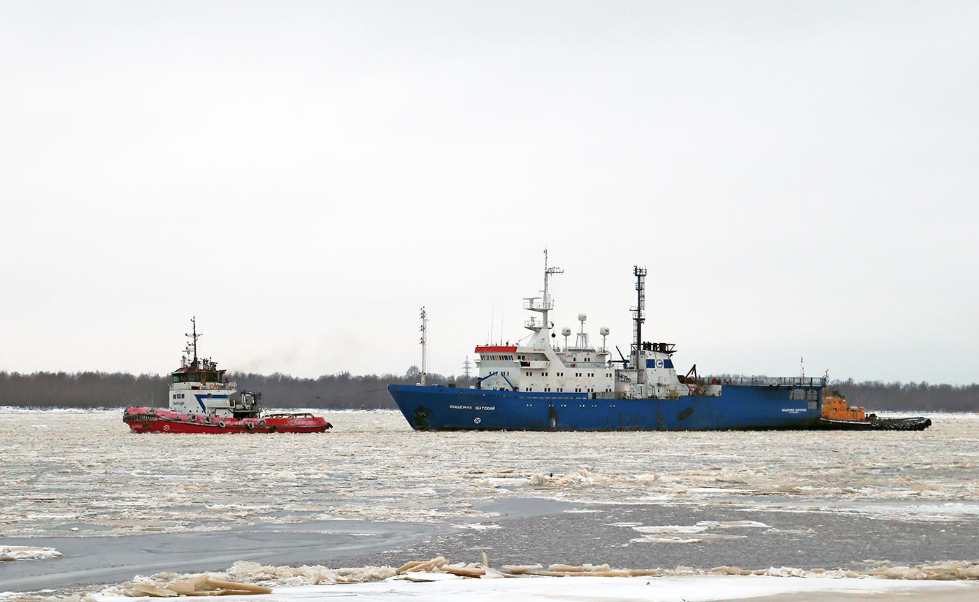 Антей, Академик Шатский, Водник