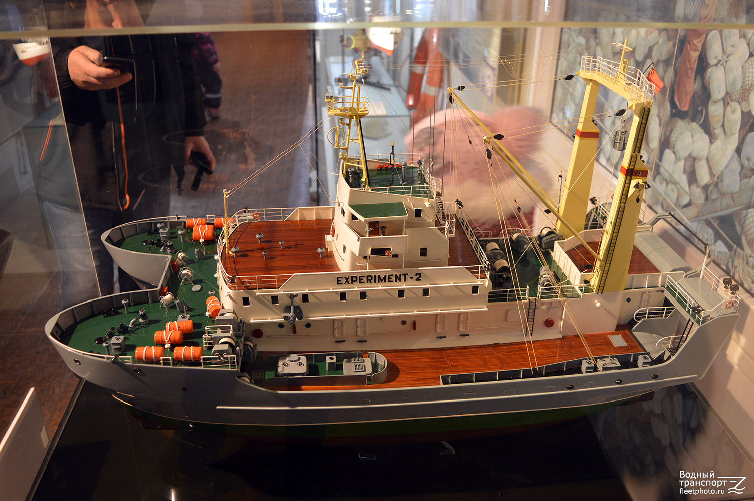 Проекты гражданских судов. Модель гражданского судна. Двухкорпусные суда. Модели гражданских судов 1 200. Двухкорпусное судно 9.