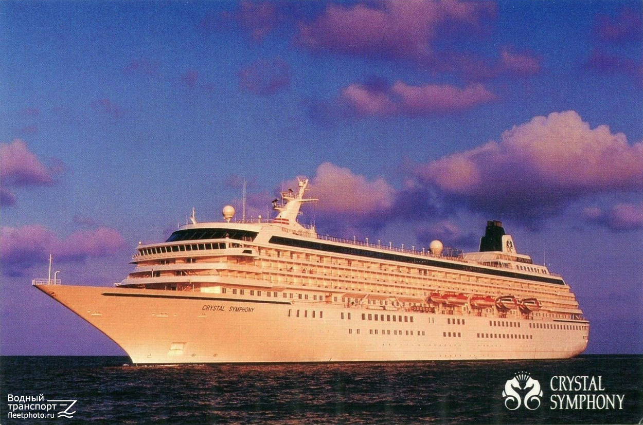 Круизный лайнер Crystal Symphony