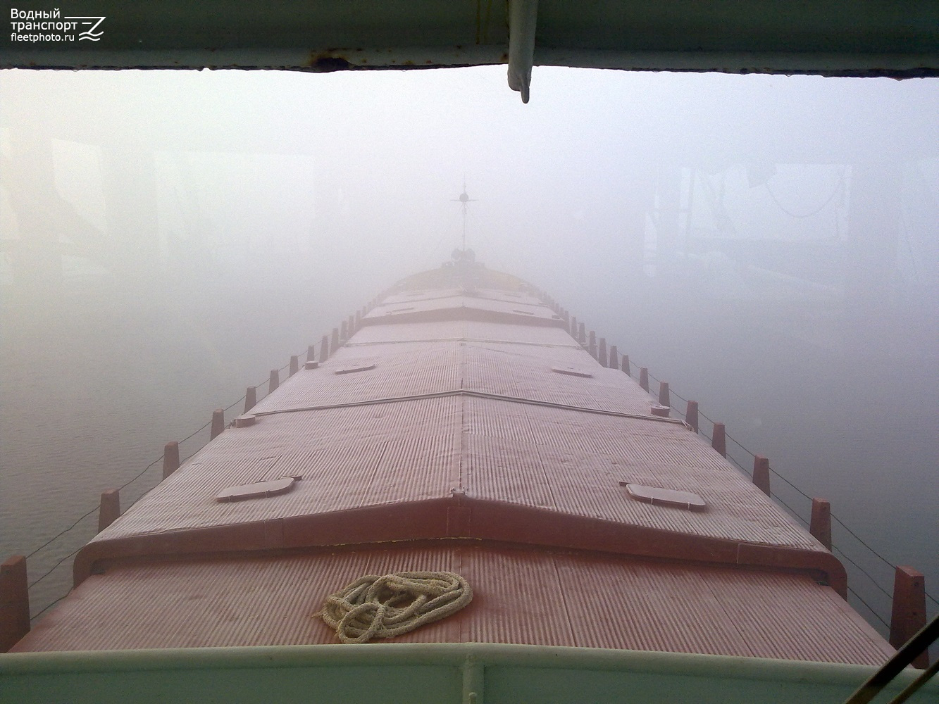 СТ-762. View from wheelhouses and bridge wings, Deck views