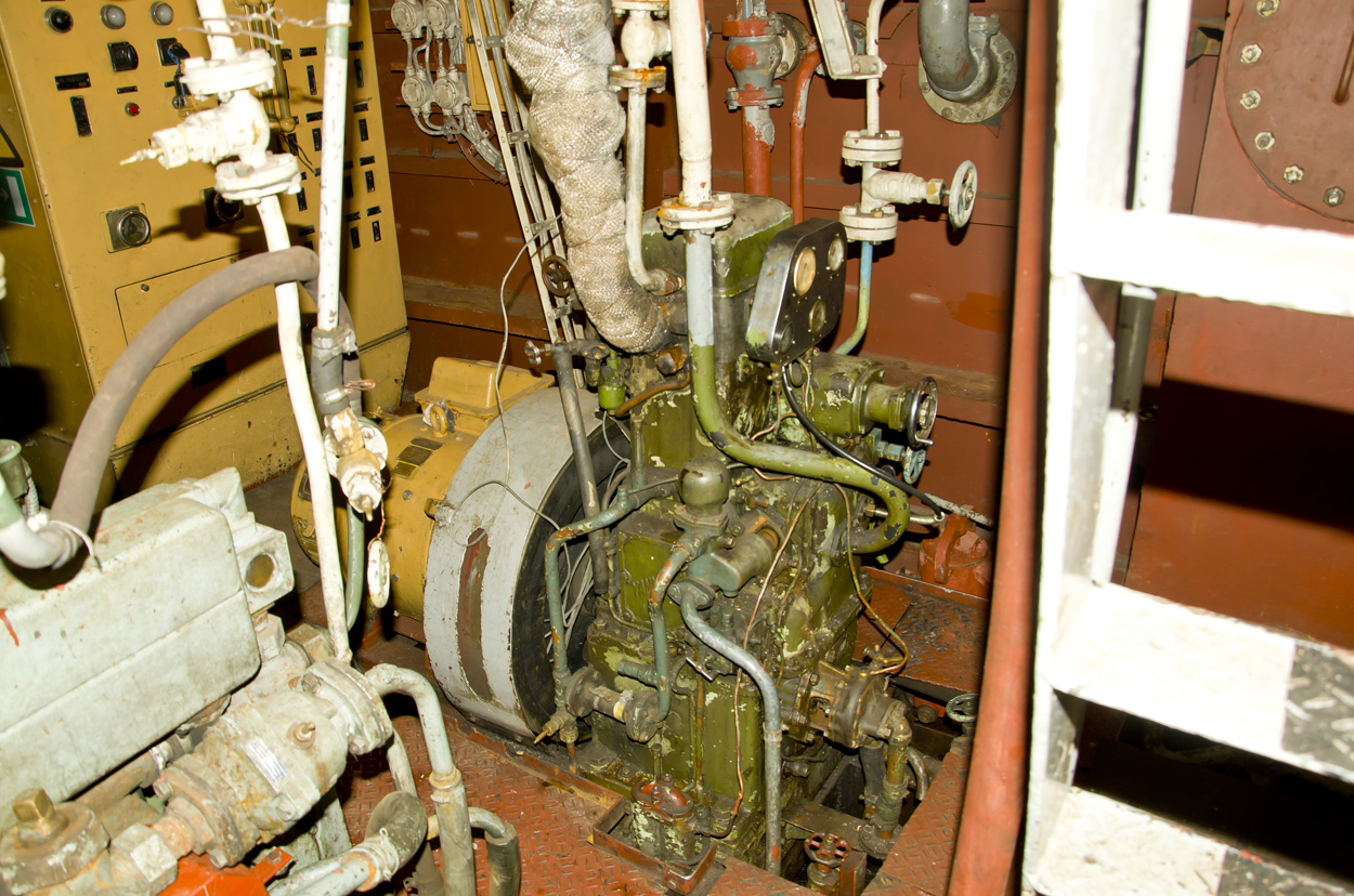 ШС-4. Engine Rooms