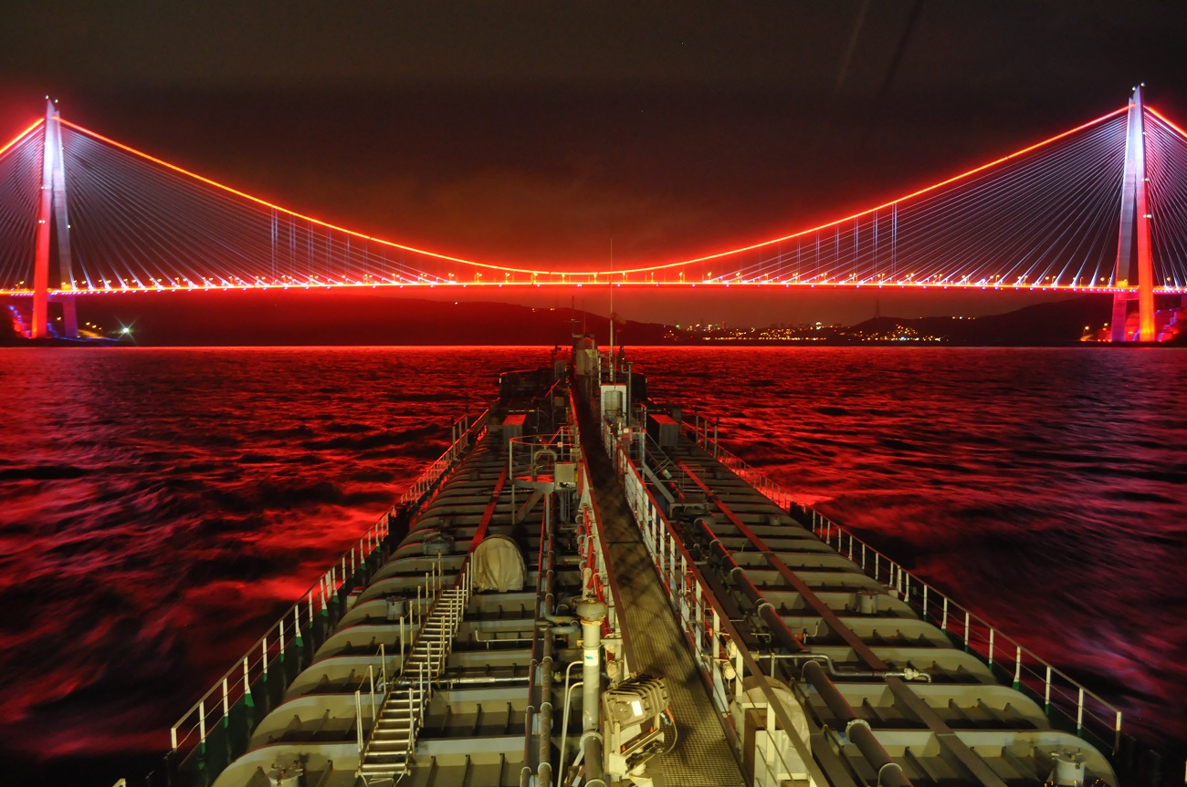 ВФ Танкер-2. View from wheelhouses and bridge wings, Стамбул