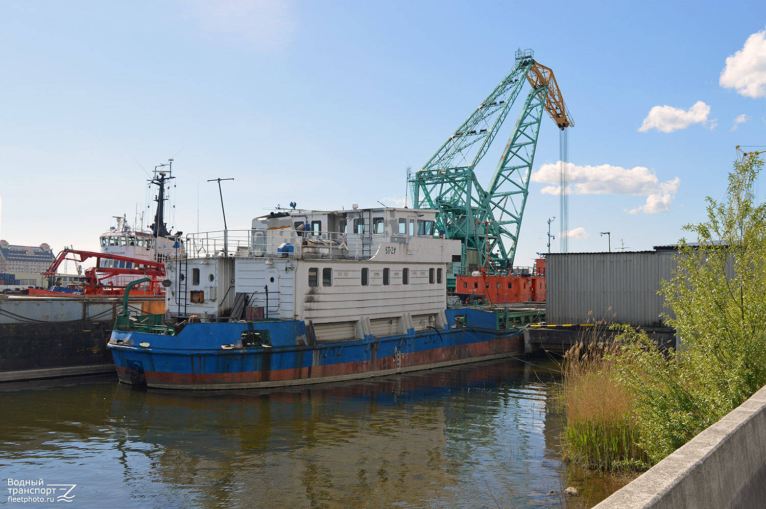 СТ-29, Шаварш. Vessel superstructures