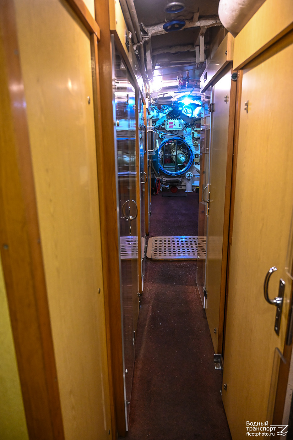 С-189. Internal compartments