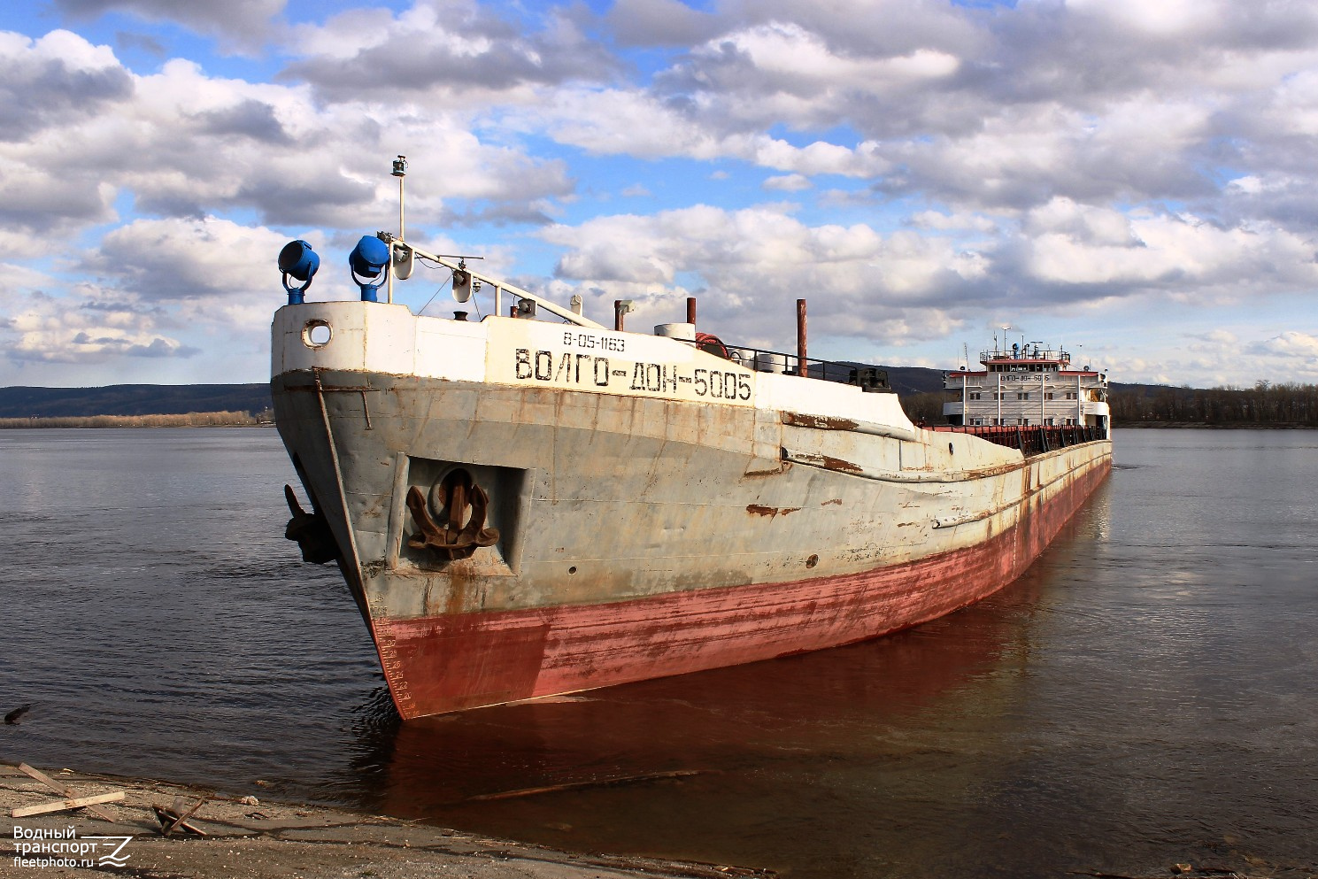 Волго-Дон 5005