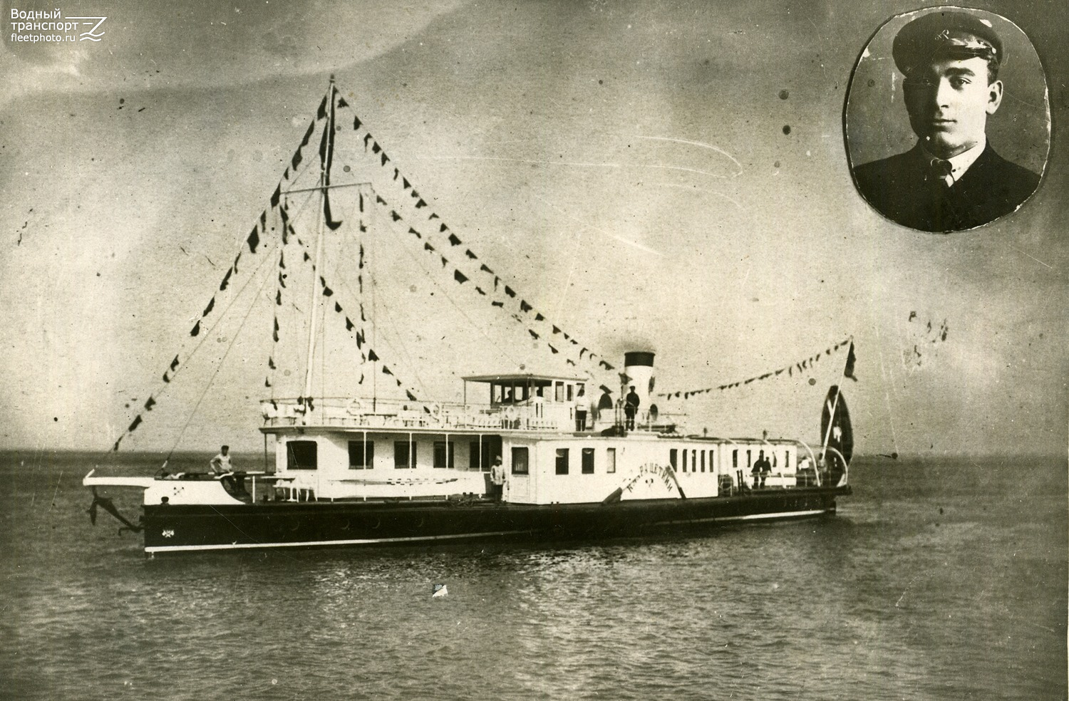 Каких птиц завезли в магадан пароходом. Тюмень пароход, 1894. Речной пассажирский пароход Дзержинский.
