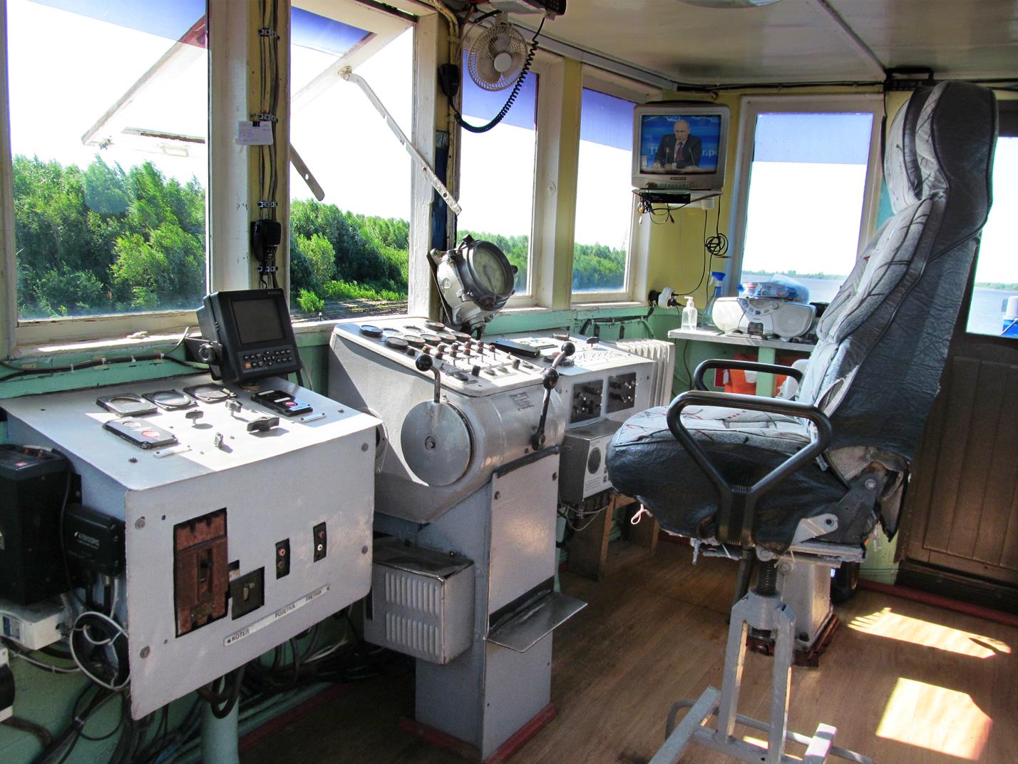 СП-20. Wheelhouses, Control panels