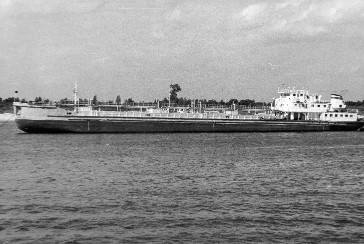 Яна — Фото — Водный транспорт