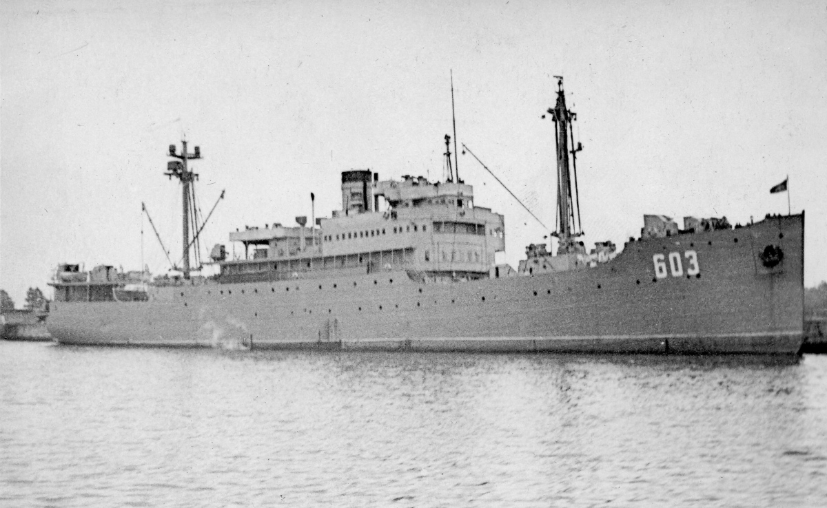 Урал — Фото — Водный транспорт