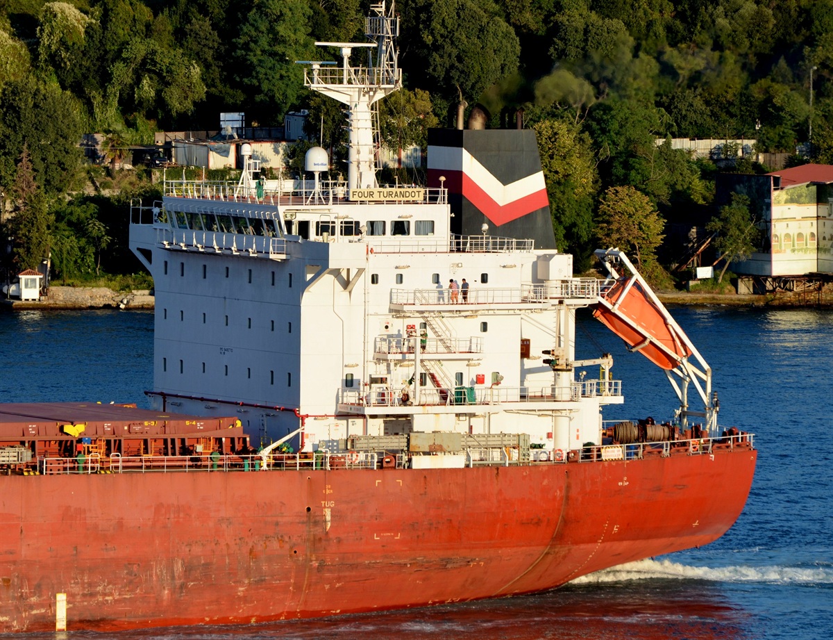 Four Turandot. Vessel superstructures