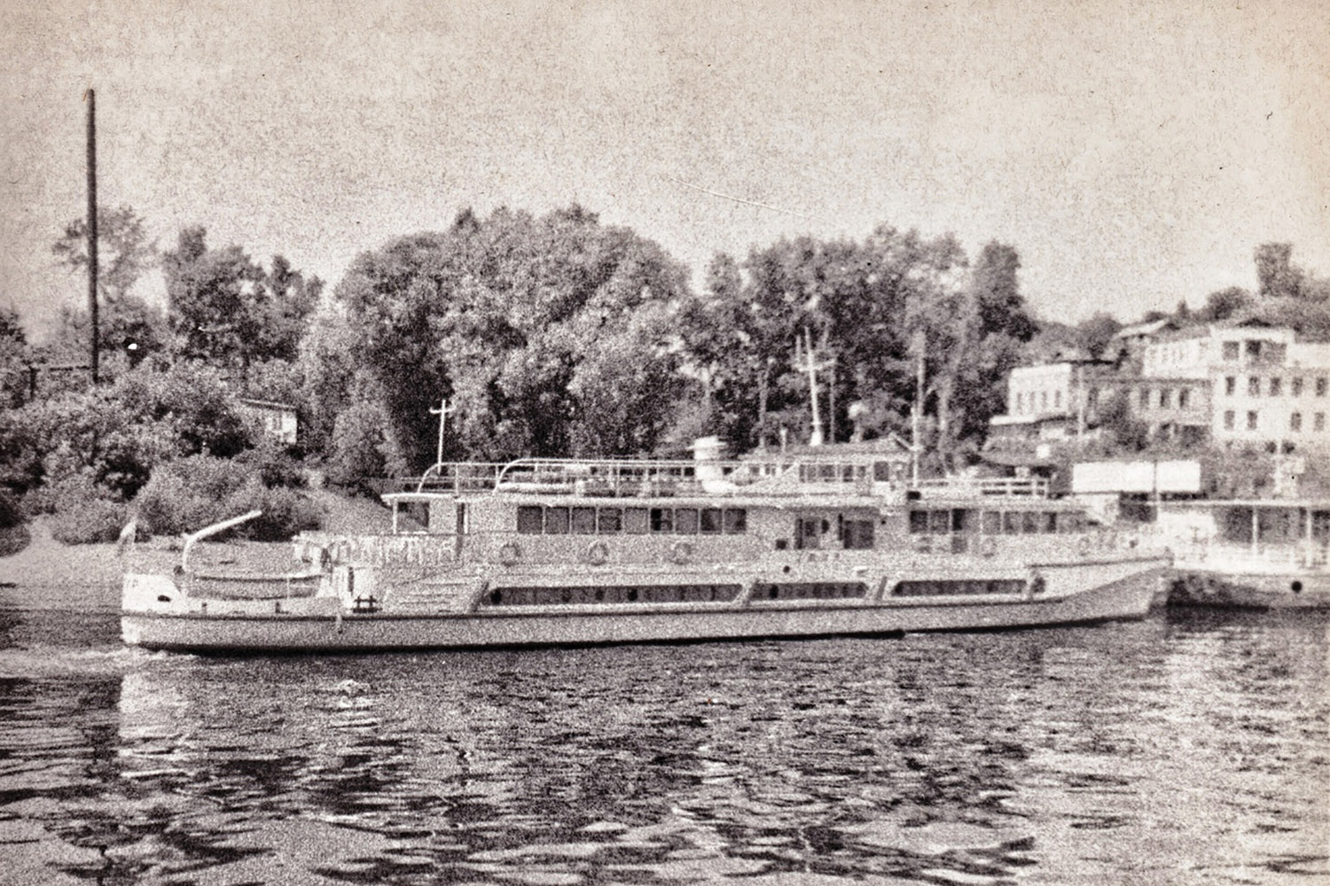 Амур — Фото — Водный транспорт