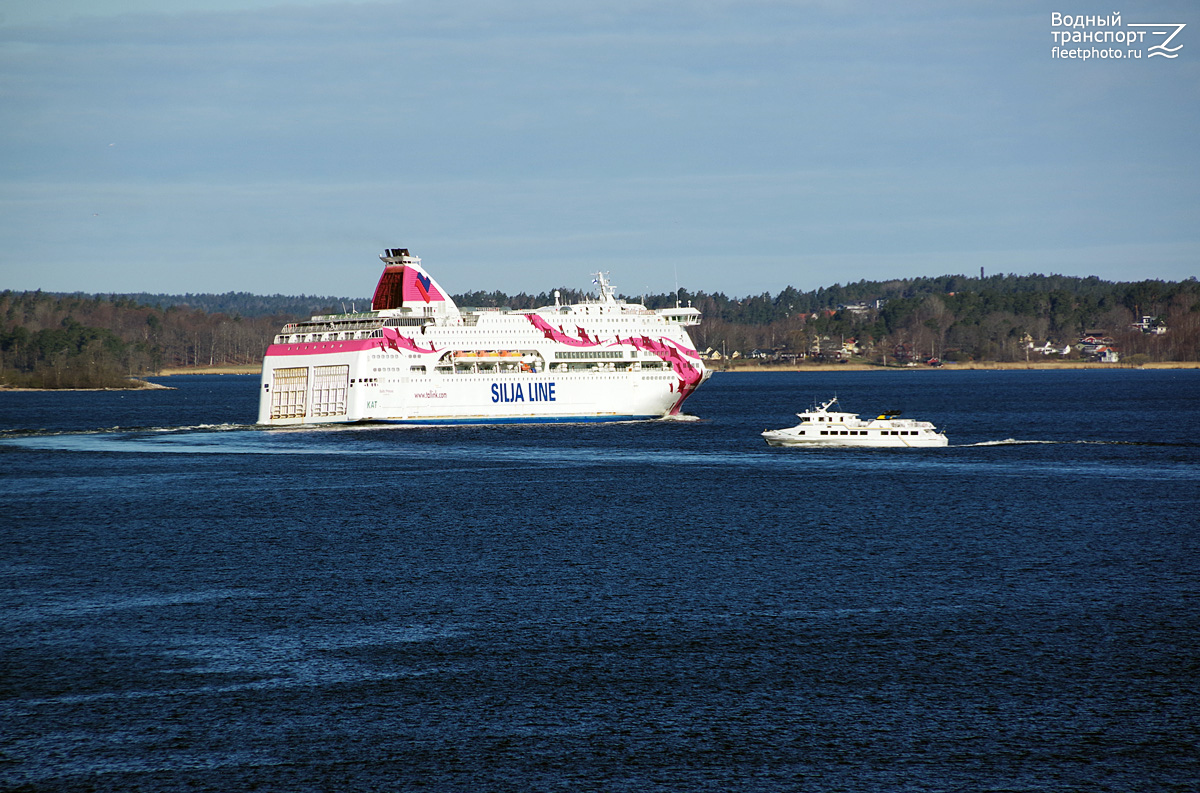 Baltic Princess, Saxaren