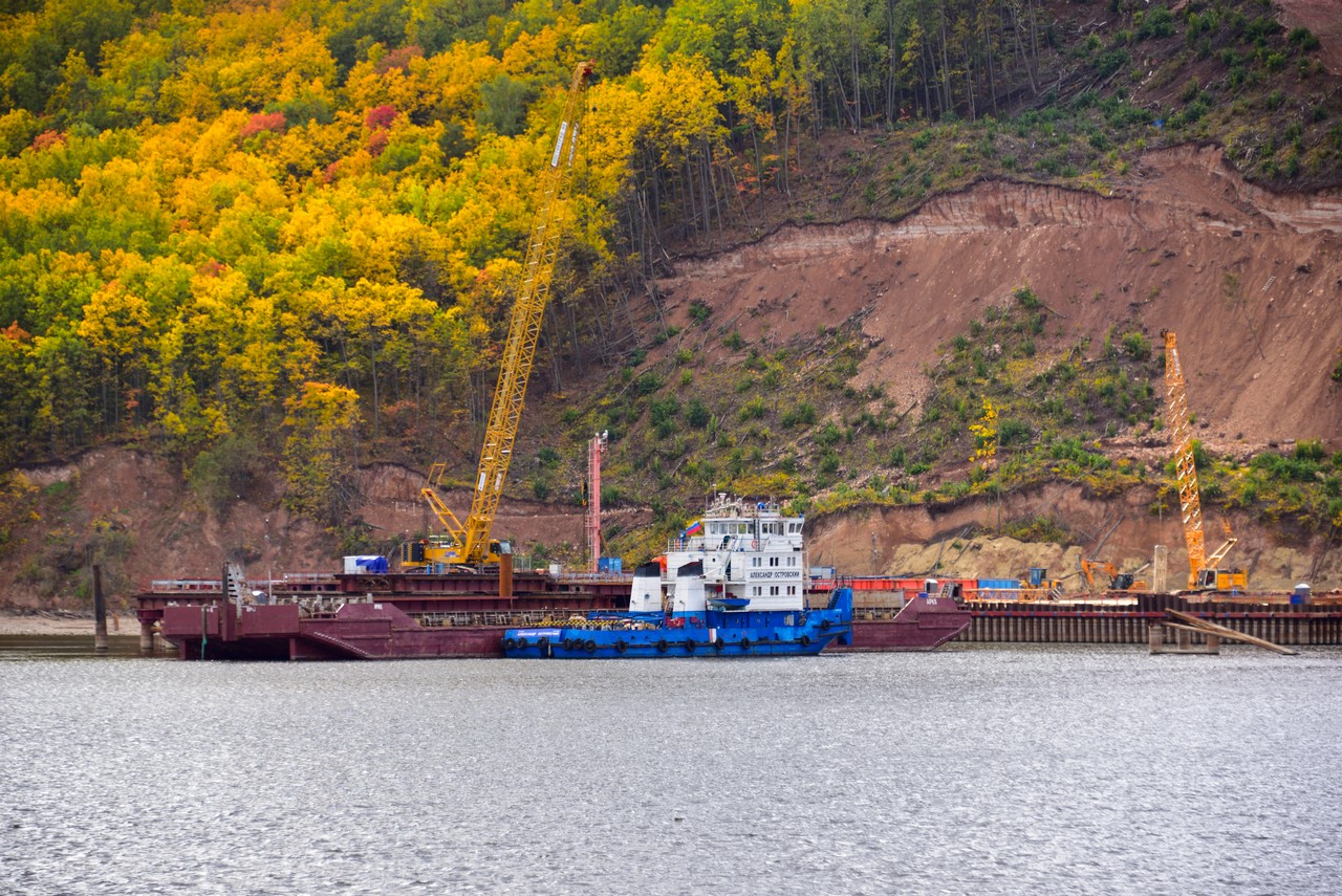 Арк-6, Александр Островский