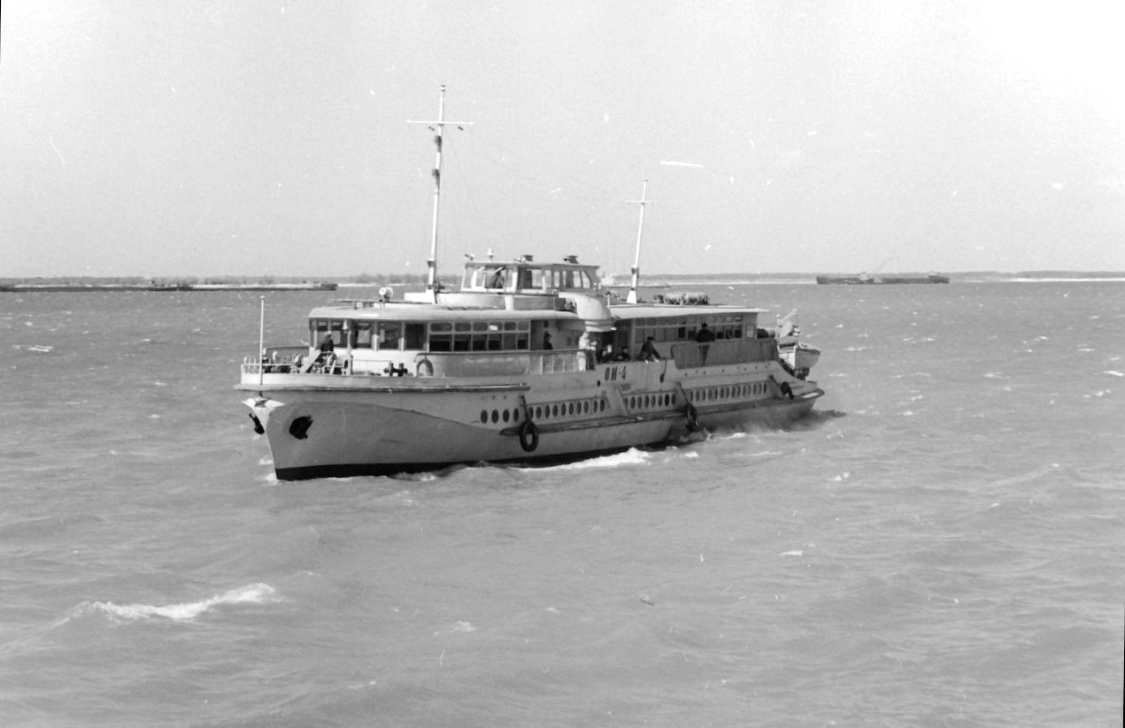 ОМ-4 — Фото — Водный транспорт