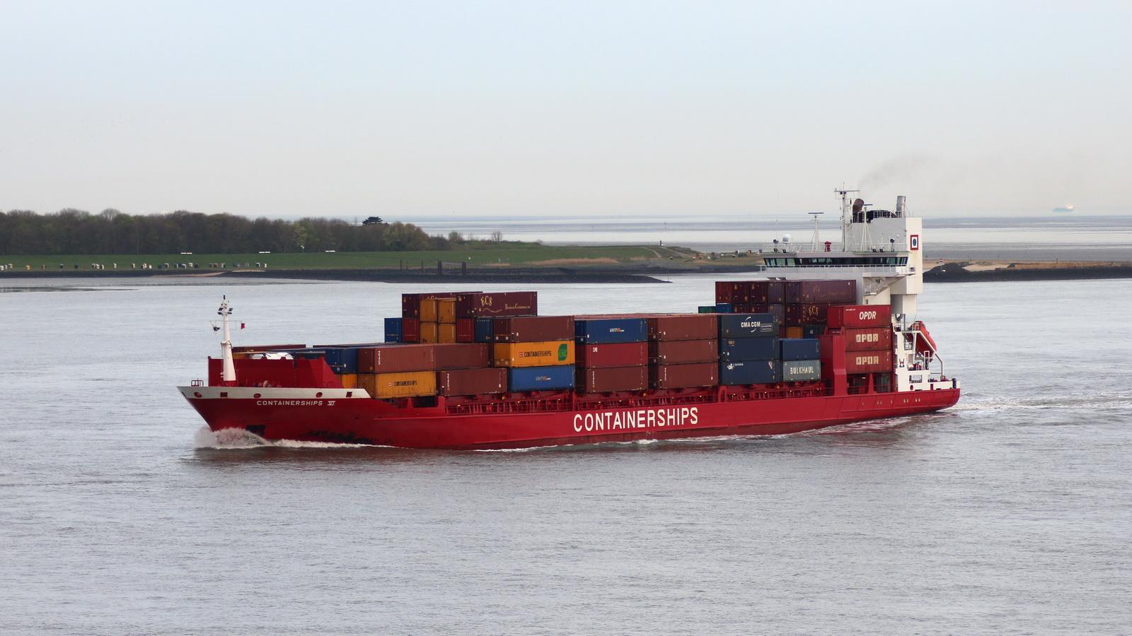 Containerships VI