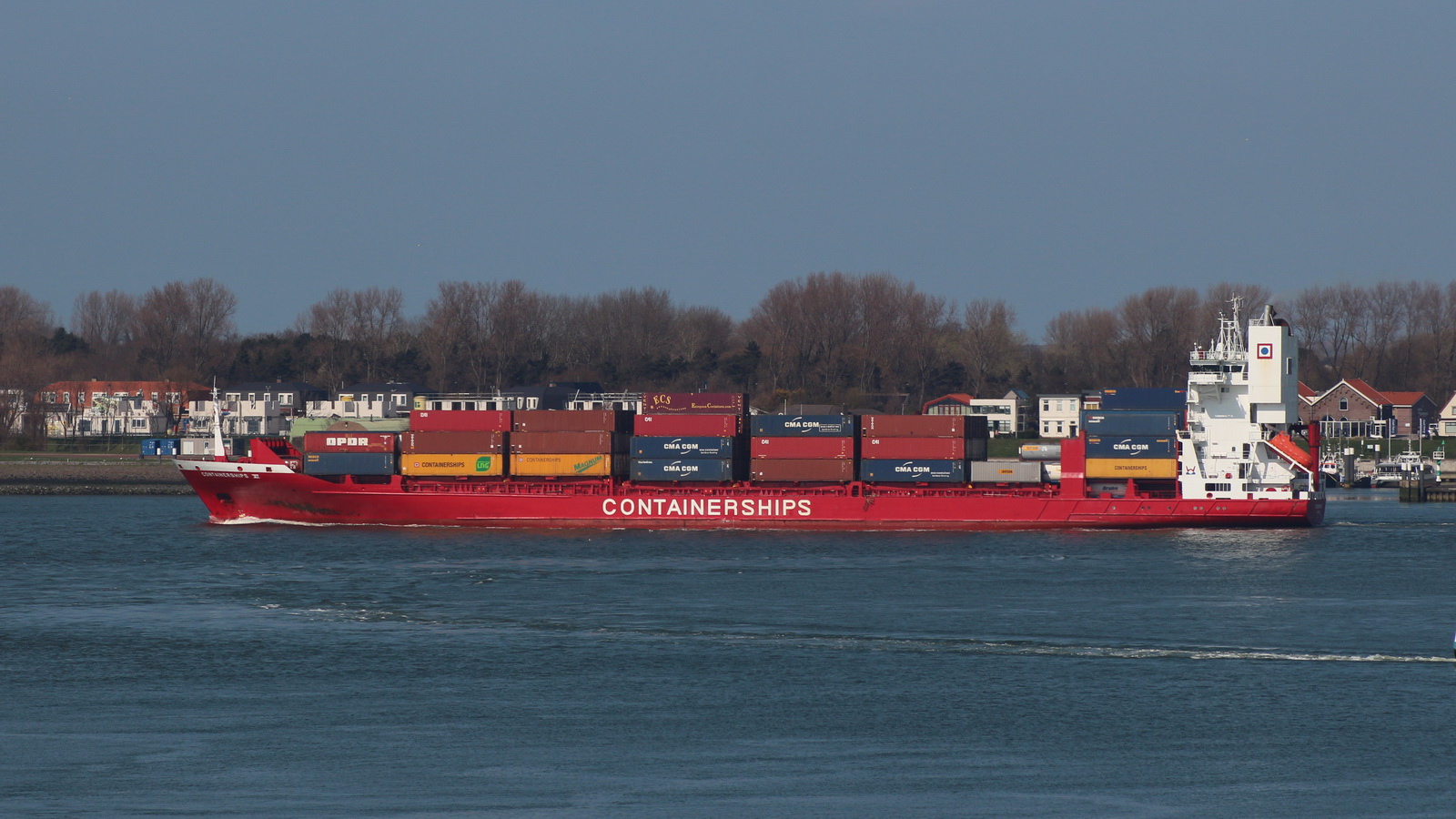 Containerships VI