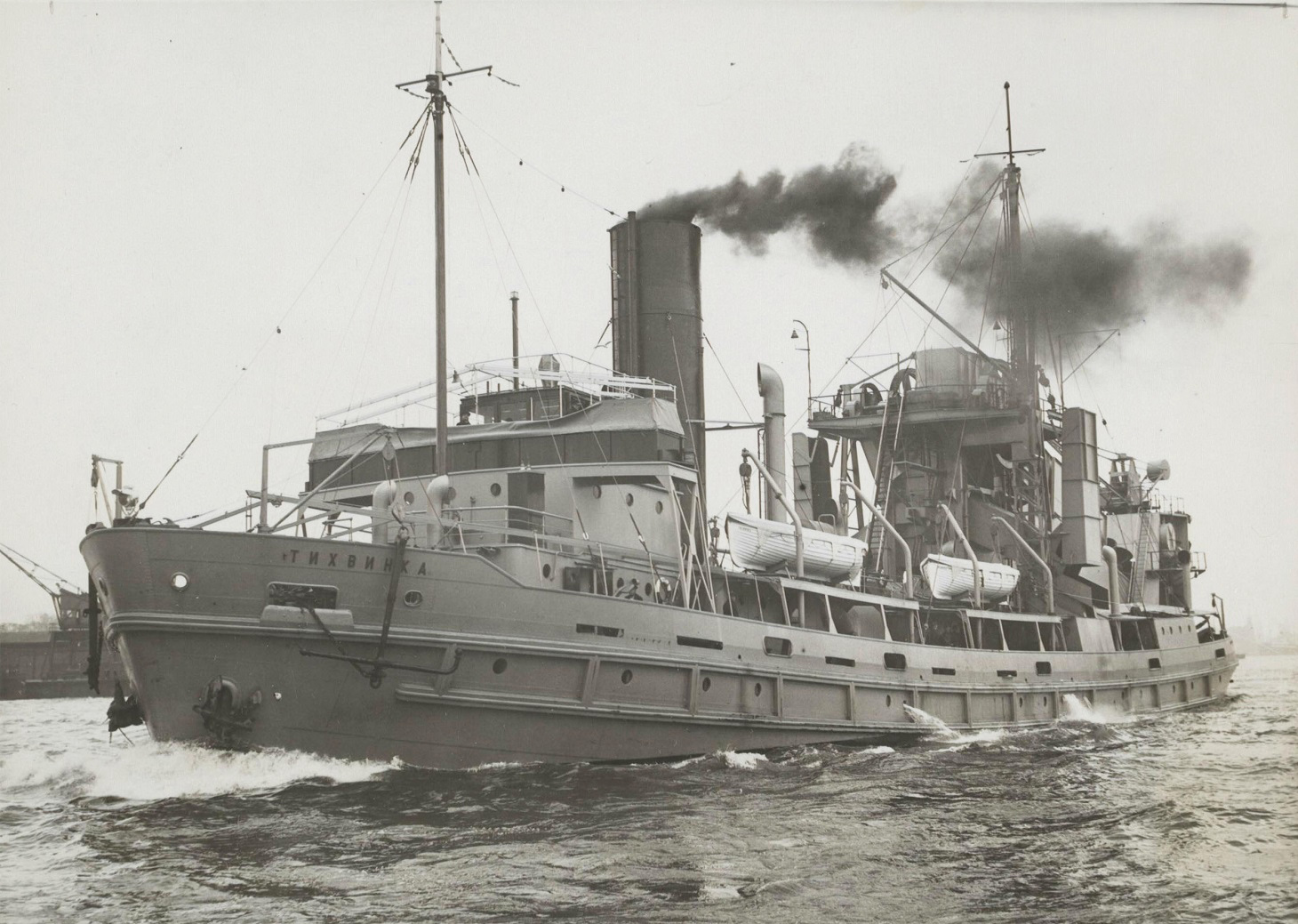 Тихвинка — Фото — Водный транспорт