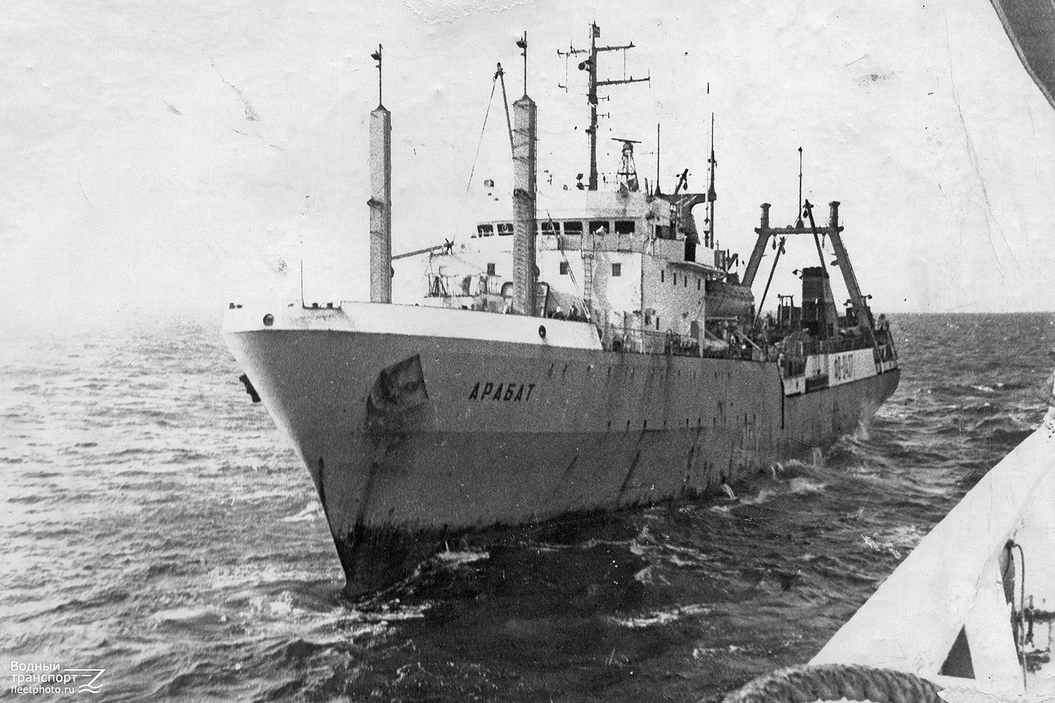 Арабат — Фото — Водный транспорт