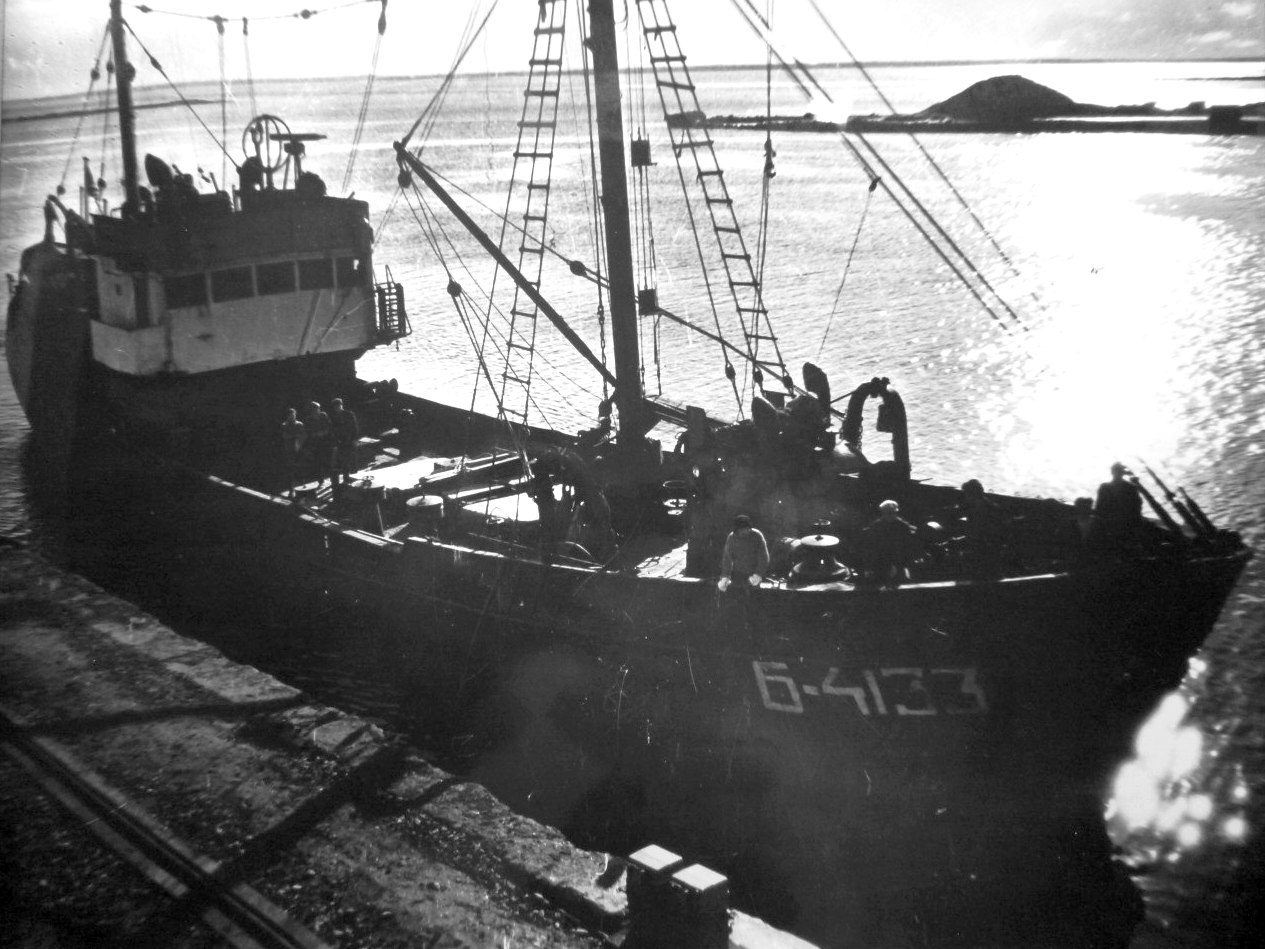 СРТ-4133 Пулозеро — Фото — Водный транспорт