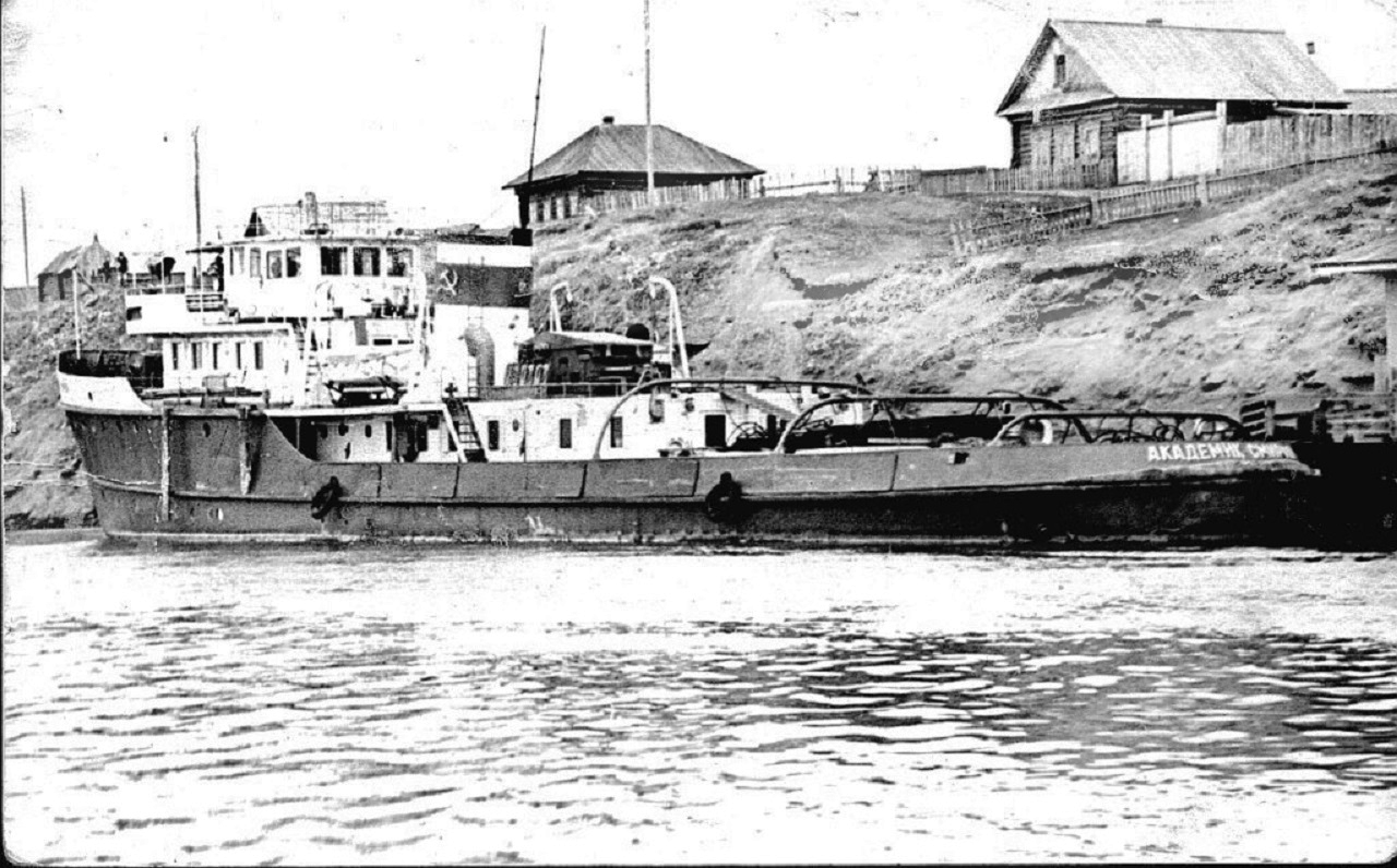 Академик Смирнов — Фото — Водный транспорт