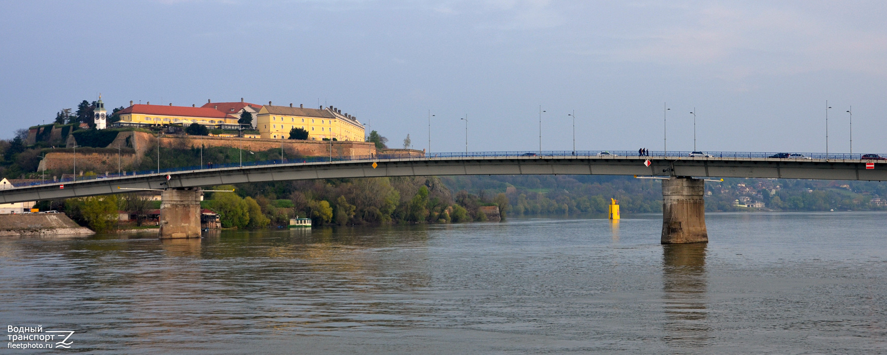 Река Дунай, Нови-Сад