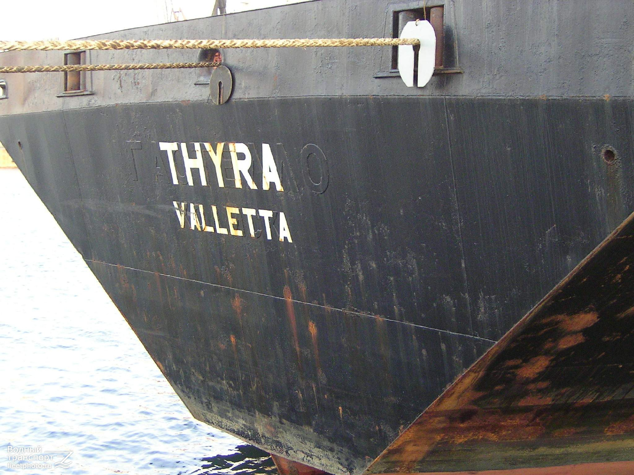 Thyra. Elements and details